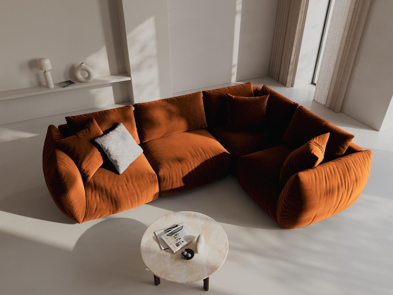 Chris Velour Ecksofa rechts 4 Sitzer in Terracotta-Casino präsentiert im Onlineshop von KAQTU Design AG. Ecksofa rechts ist von Micadoni