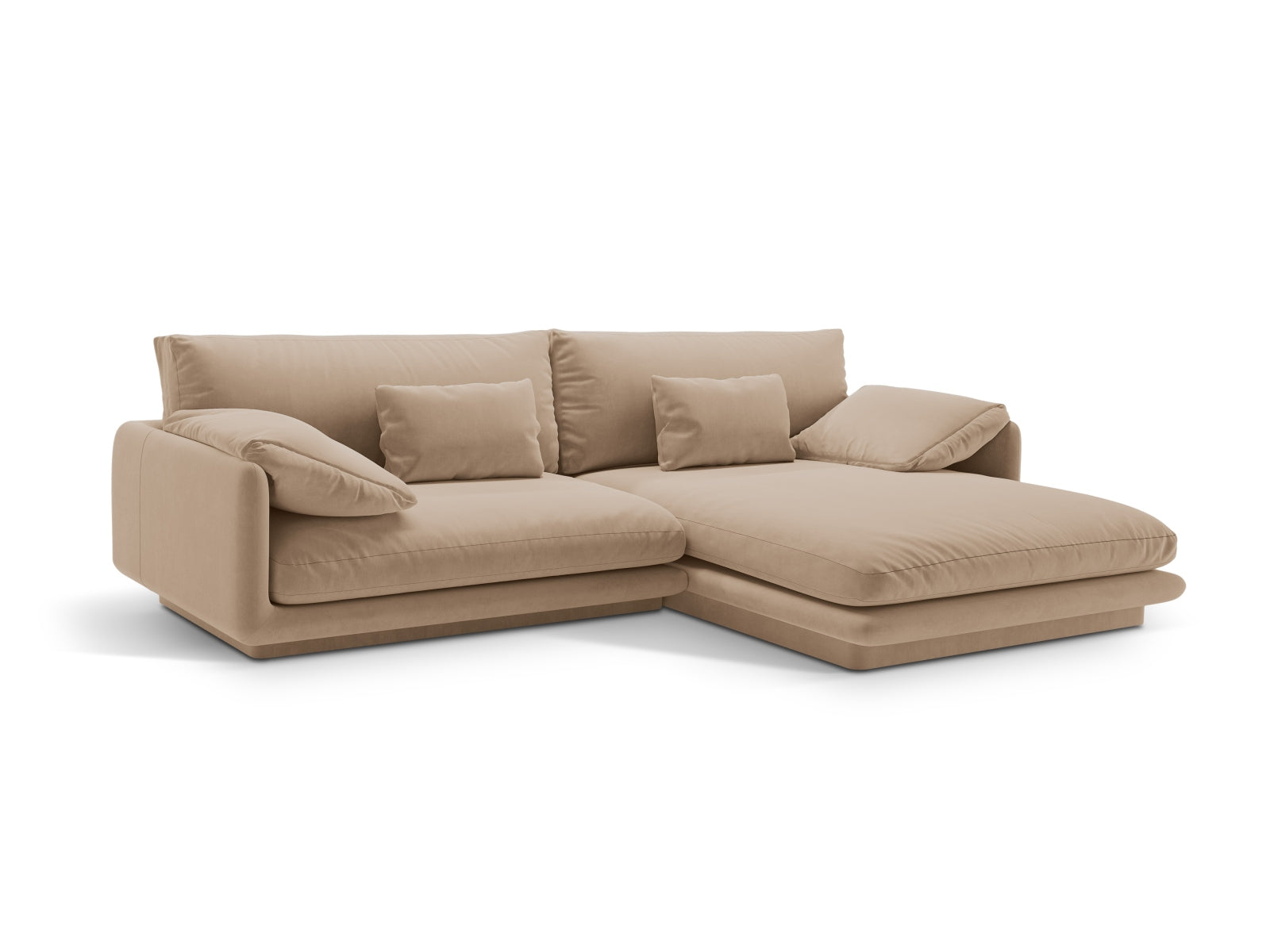 Torino Velour Ecksofa rechts 4 Sitzer in Sand-Casino präsentiert im Onlineshop von KAQTU Design AG. L-Sofa rechts ist von Micadoni