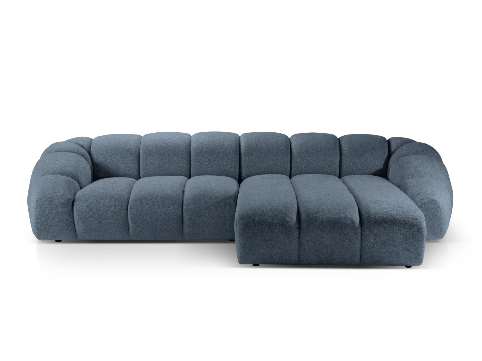 Diana Ecksofa rechts 4 Sitzer in Blue Jeans präsentiert im Onlineshop von KAQTU Design AG. Ecksofa rechts ist von Micadoni