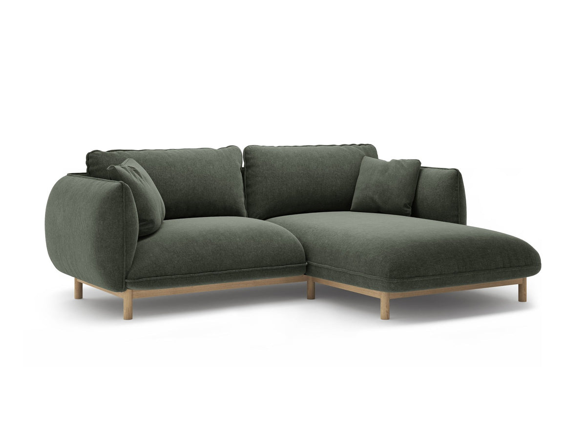 Foto des Ada Linkes Ecksofa von Micadoni in Mandel beige: L-Sofa mit rundem Armlehnen-Design, Buchenholzbeinen und Velours-Bezug Casino Lion.