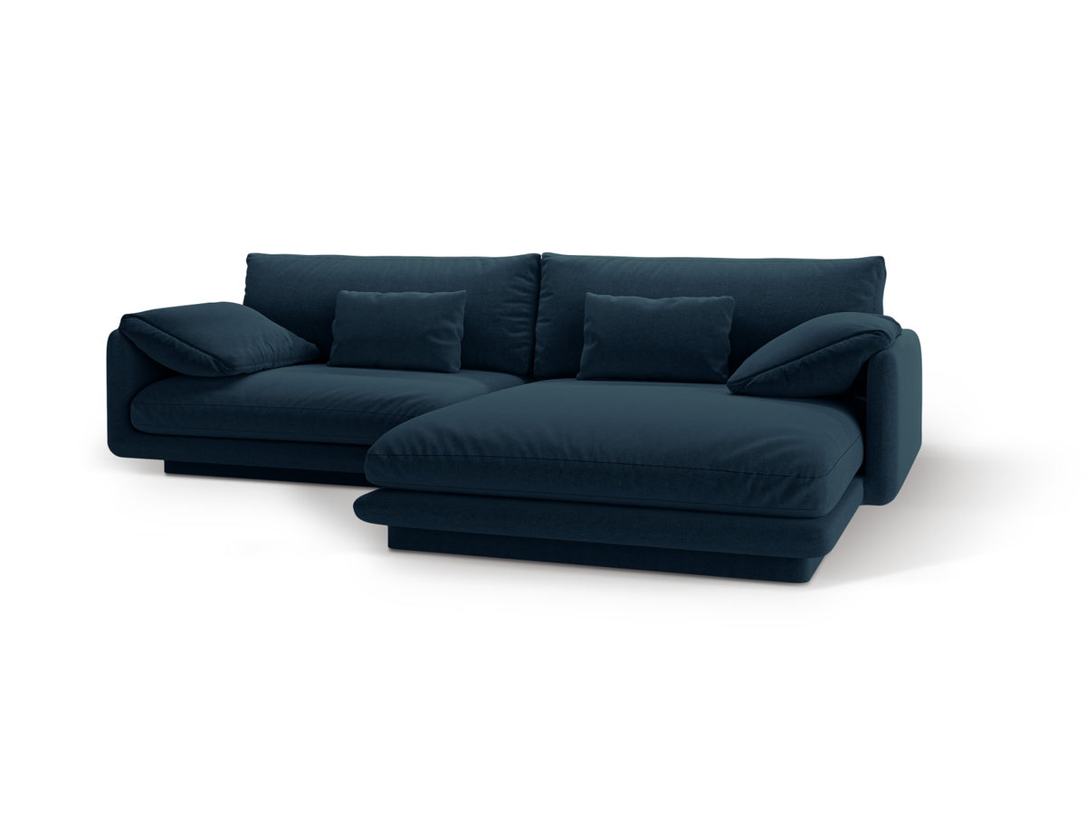 Torino Ecksofa rechts 4 Sitzer in Navy Blue-Wind präsentiert im Onlineshop von KAQTU Design AG. L-Sofa rechts ist von Micadoni