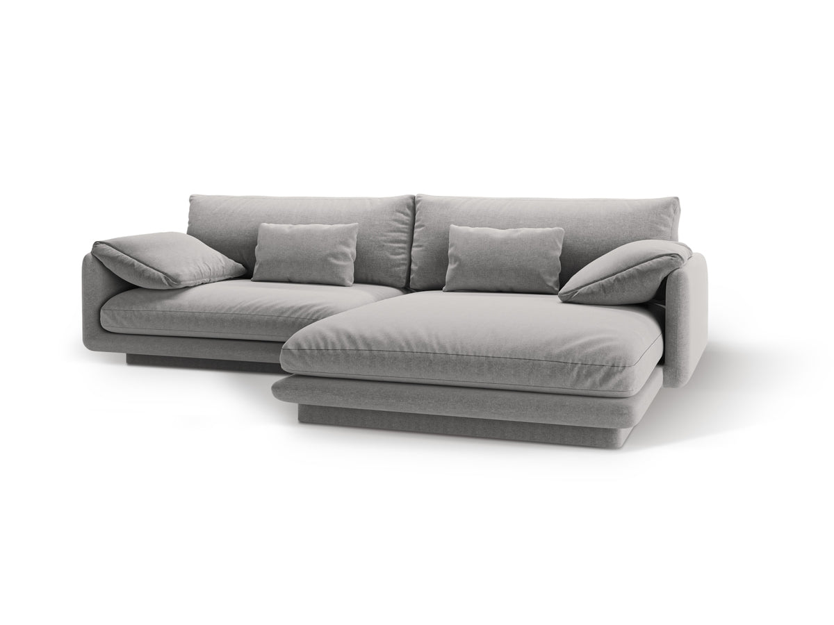Torino Ecksofa rechts 4 Sitzer in Light Grey-Wind präsentiert im Onlineshop von KAQTU Design AG. L-Sofa rechts ist von Micadoni