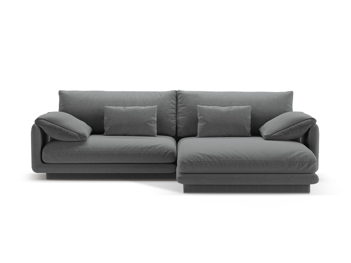 Torino Ecksofa rechts 4 Sitzer in Dark Grey-Wind präsentiert im Onlineshop von KAQTU Design AG. L-Sofa rechts ist von Micadoni