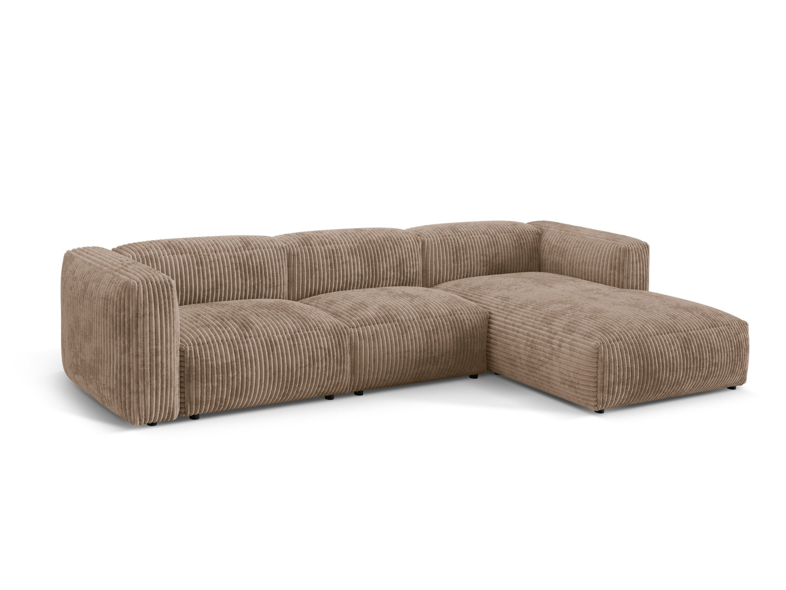 Elegantes Martina Ecksofa in Acorn-Tilia, 3-Sitzer, modulare Bauweise, ideal für stilvolle Wohnräume, erhältlich bei KAQTU Design AG.