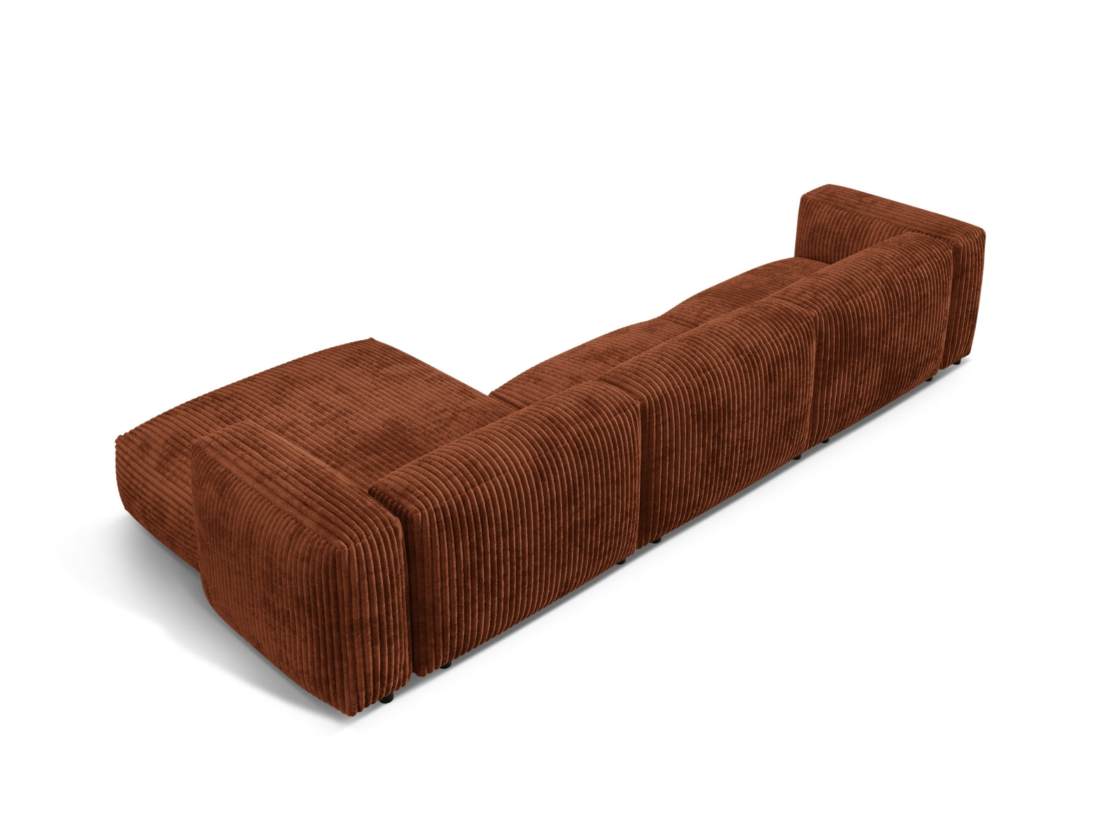 Elegantes Martina Ecksofa in warmem Ziegel-Tilia, 3-Sitzer, ideal für gemütliche Wohnräume, vielseitig einsetzbar und modern.