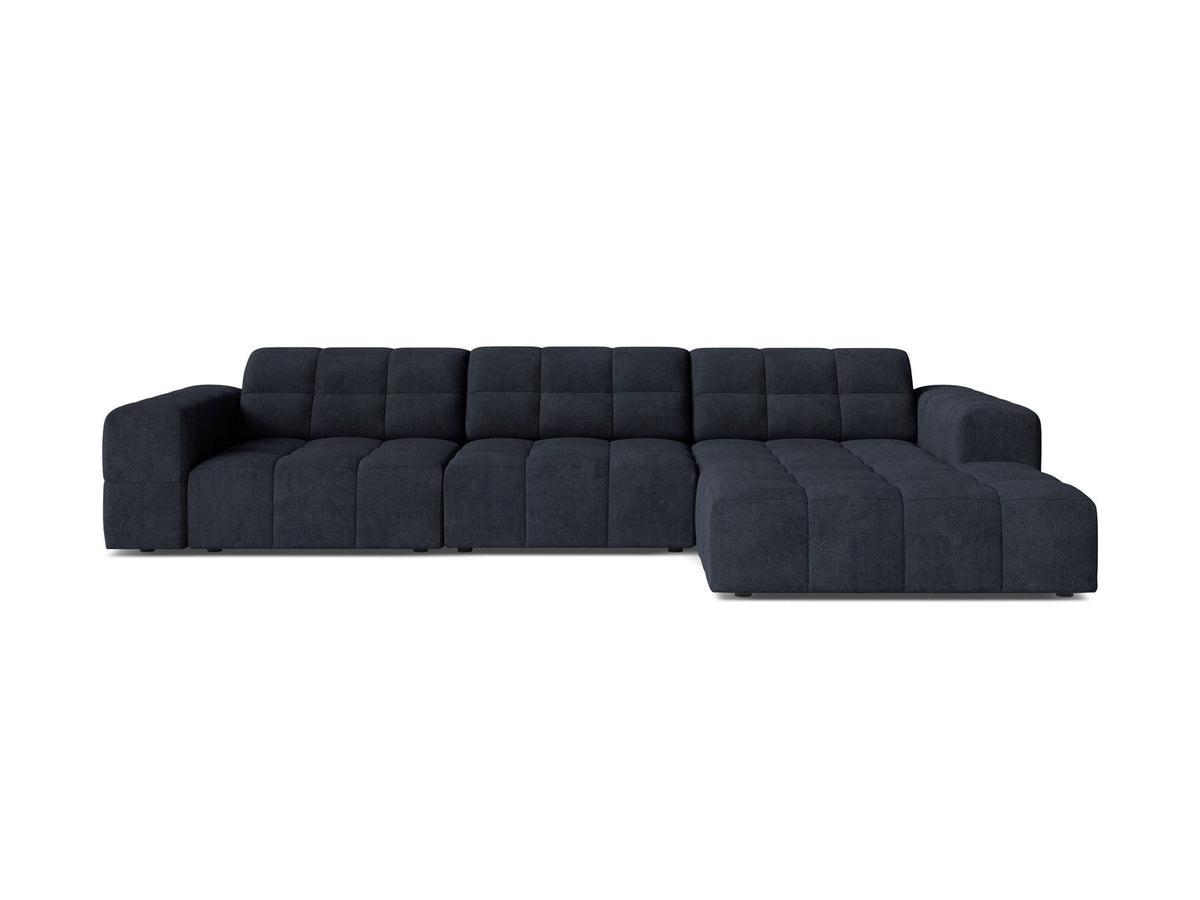 Ecksofa Jennifer von Micadoni in leichtem Beige, L-Form mit rechter Ausrichtung, Bluvel-Stoff und schwarzen Kunststoffbeinen.