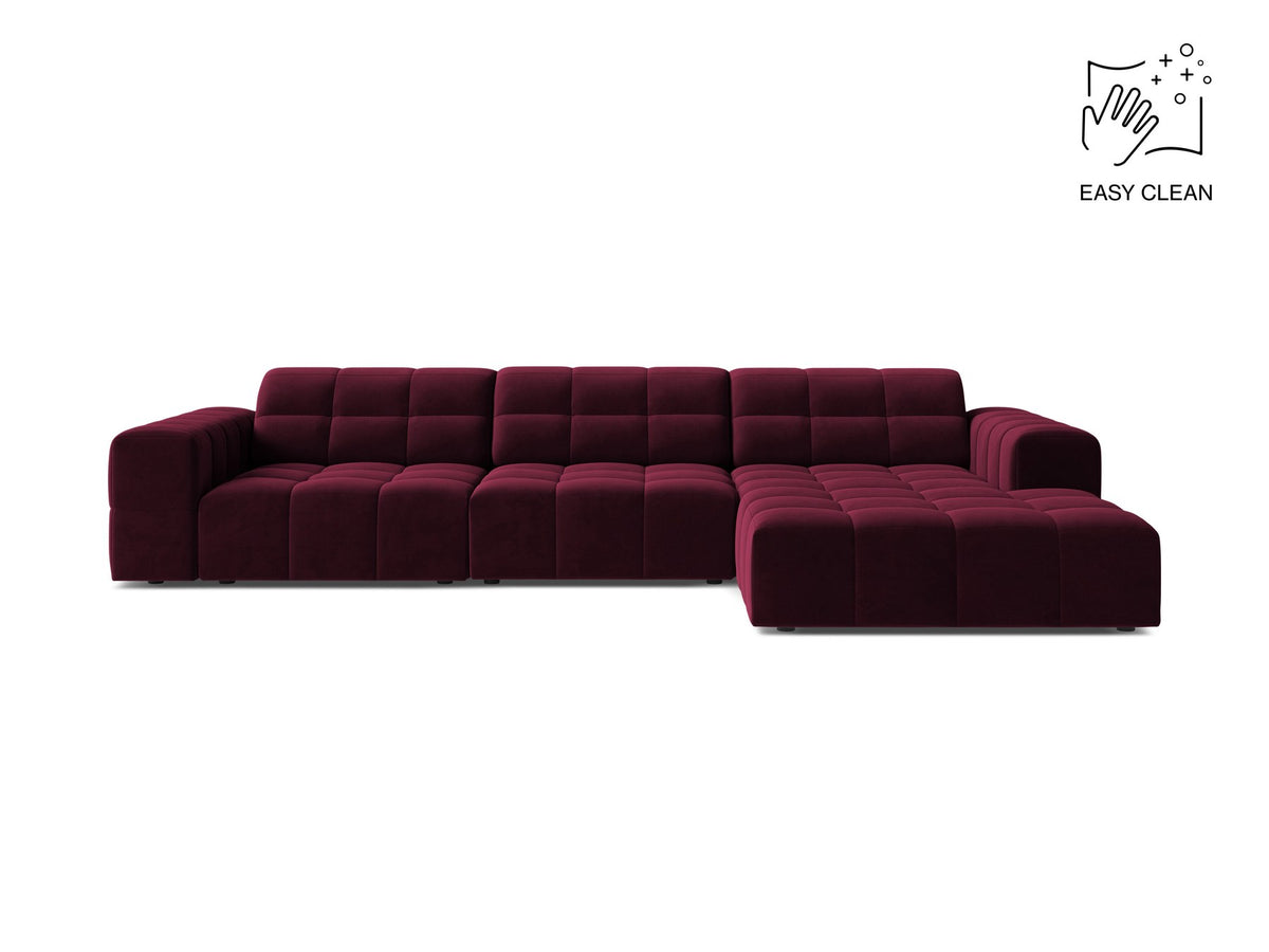 Ecksofa Jennifer von Micadoni in leichtem Beige, L-Form mit rechter Ausrichtung, Bluvel-Stoff und schwarzen Kunststoffbeinen.