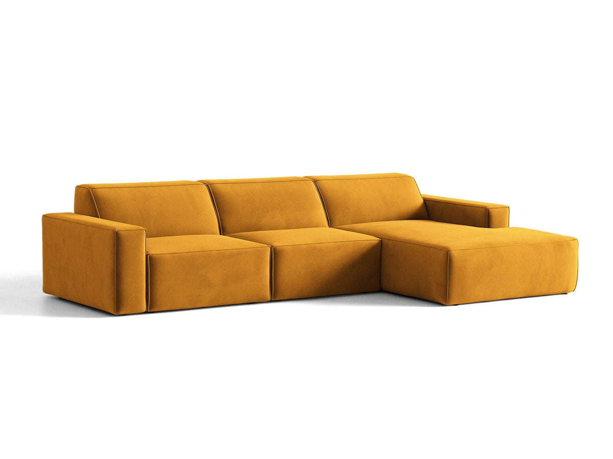 Modulares Ecksofa rechts von Micadoni in leichtem Beige, Samtstoff Venus, mit schwarzen Kunststoffbeinen und niedriger Rückenlehne.