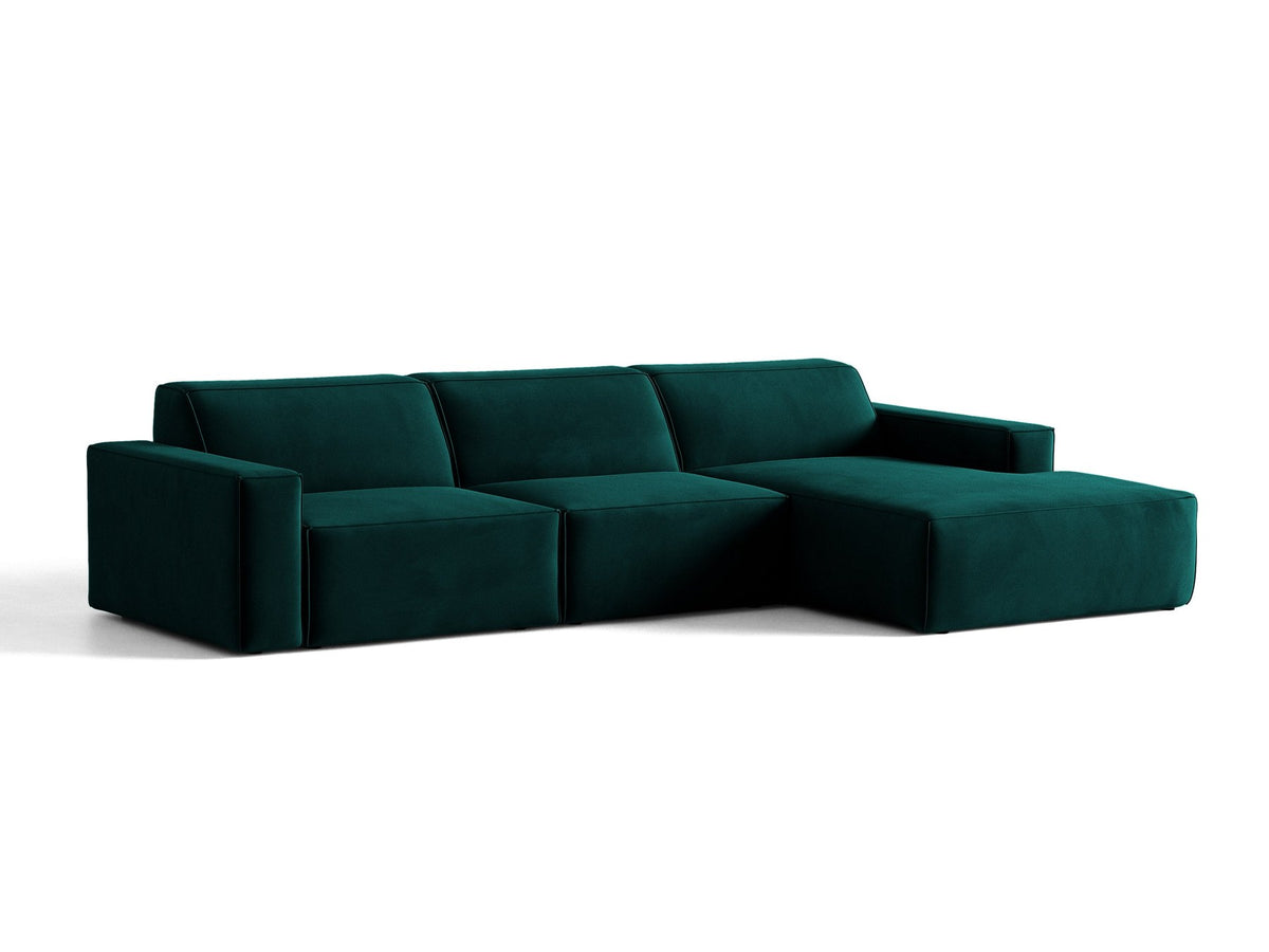 Modulares Ecksofa rechts von Micadoni in leichtem Beige, Samtstoff Venus, mit schwarzen Kunststoffbeinen und niedriger Rückenlehne.