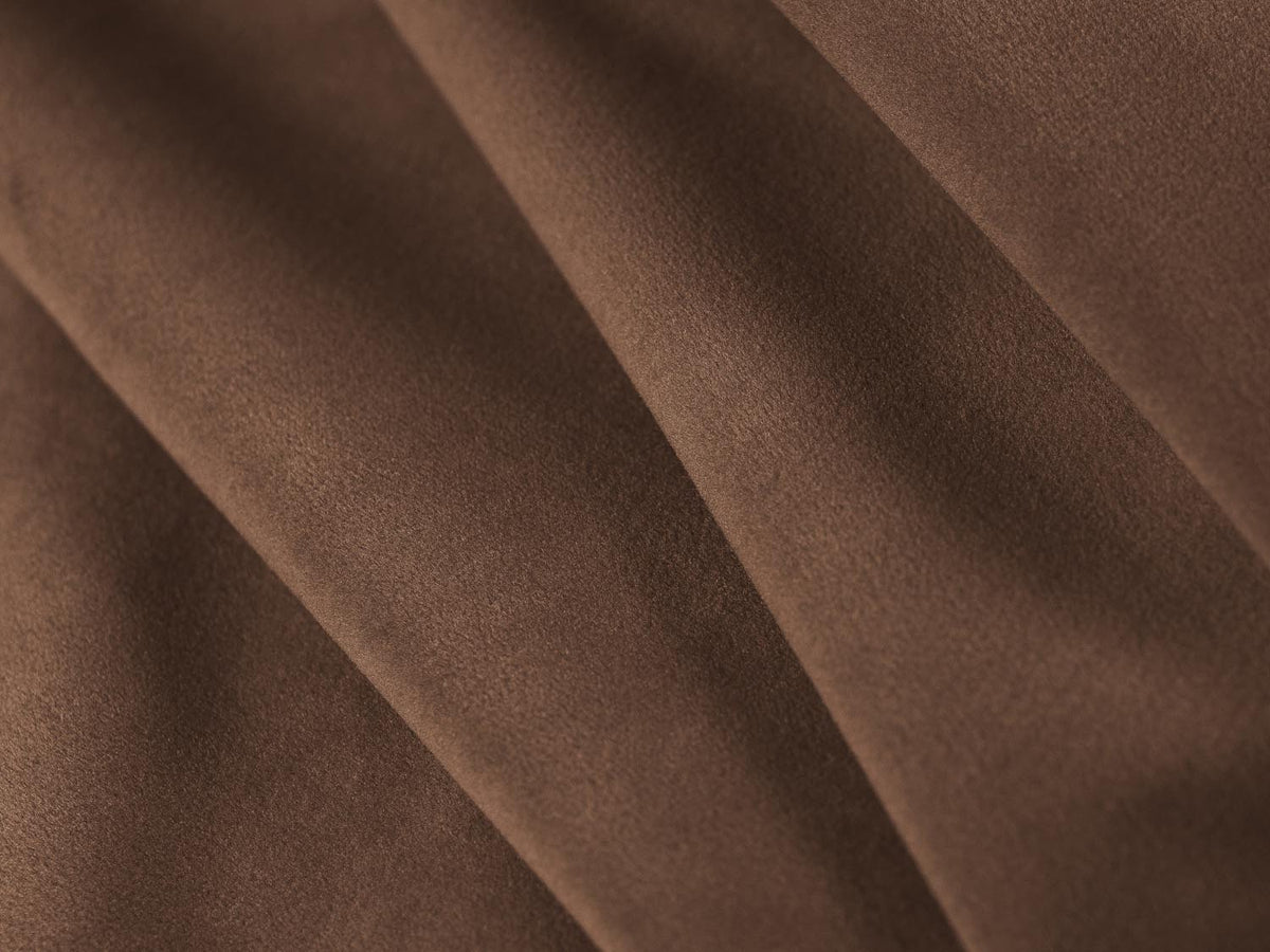 Jenny Velour Ecksofa rechts 5 Sitzer in Chocolate-Salvador präsentiert im Onlineshop von KAQTU Design AG. L-Sofa rechts ist von Micadoni