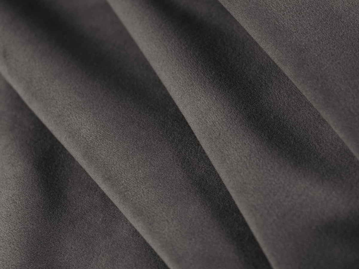 Jenny Velour Ecksofa rechts 5 Sitzer in Dark Grey-Salvador präsentiert im Onlineshop von KAQTU Design AG. L-Sofa rechts ist von Micadoni
