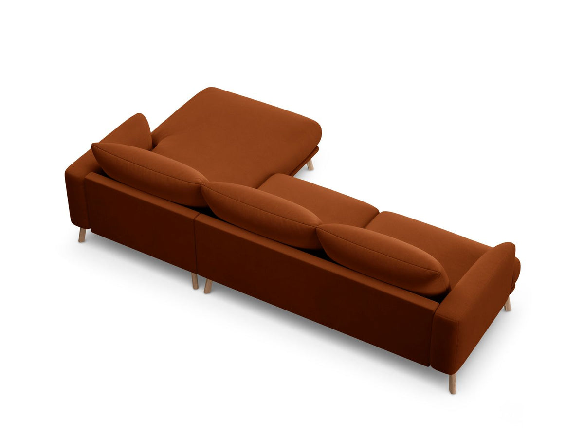 4-Sitzer Ecksofa rechts Naomi in Terracotta-Salvador präsentiert im Onlineshop von KAQTU Design AG. Ecksofa rechts ist von Micadoni