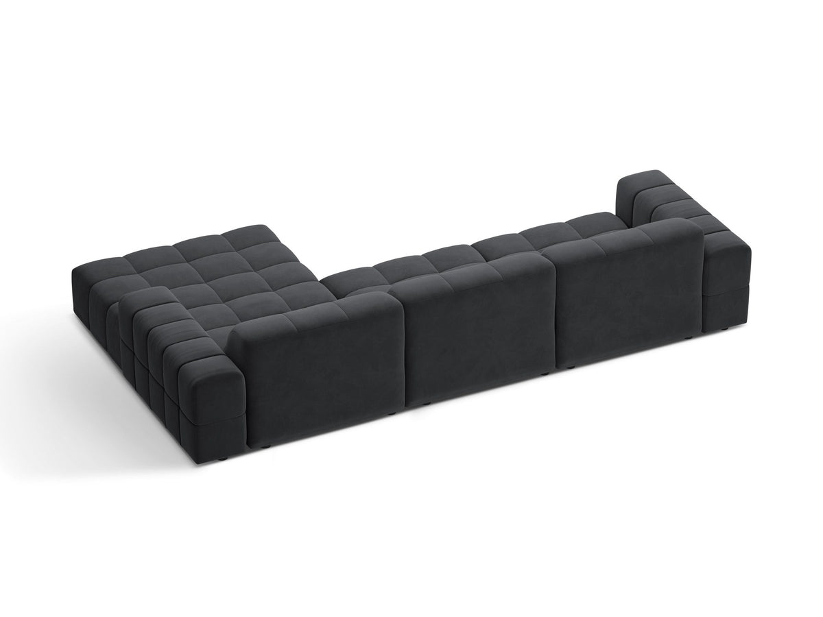 Ecksofa Jennifer von Micadoni in leichtem Beige, L-Form mit rechter Ausrichtung, Bluvel-Stoff und schwarzen Kunststoffbeinen.