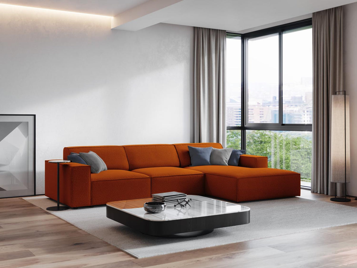 Jodie Modulares Ecksofa rechts 4 Sitzer in Terracotta-Megan präsentiert im Onlineshop von KAQTU Design AG. L-Sofa rechts ist von Micadoni