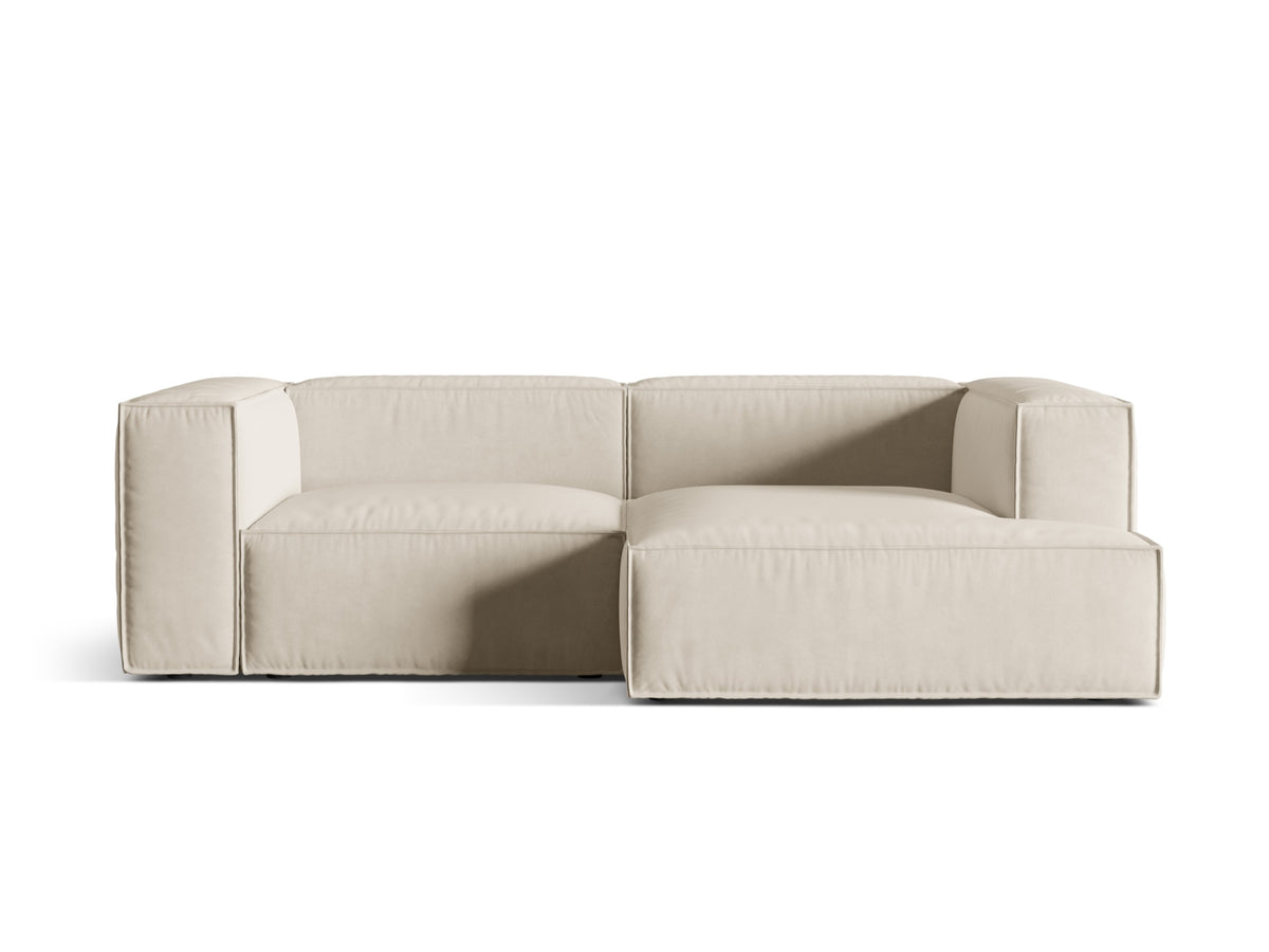 Nuria Velour Modular Ecksofa rechts 3 Sitzer in Beige-Paris präsentiert im Onlineshop von KAQTU Design AG. L-Sofa rechts ist von Micadoni