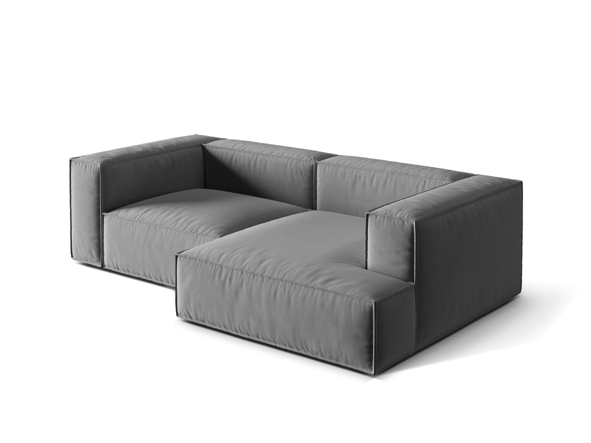 Nuria Velour Modular Ecksofa rechts 3 Sitzer in Grey-Paris präsentiert im Onlineshop von KAQTU Design AG. L-Sofa rechts ist von Micadoni