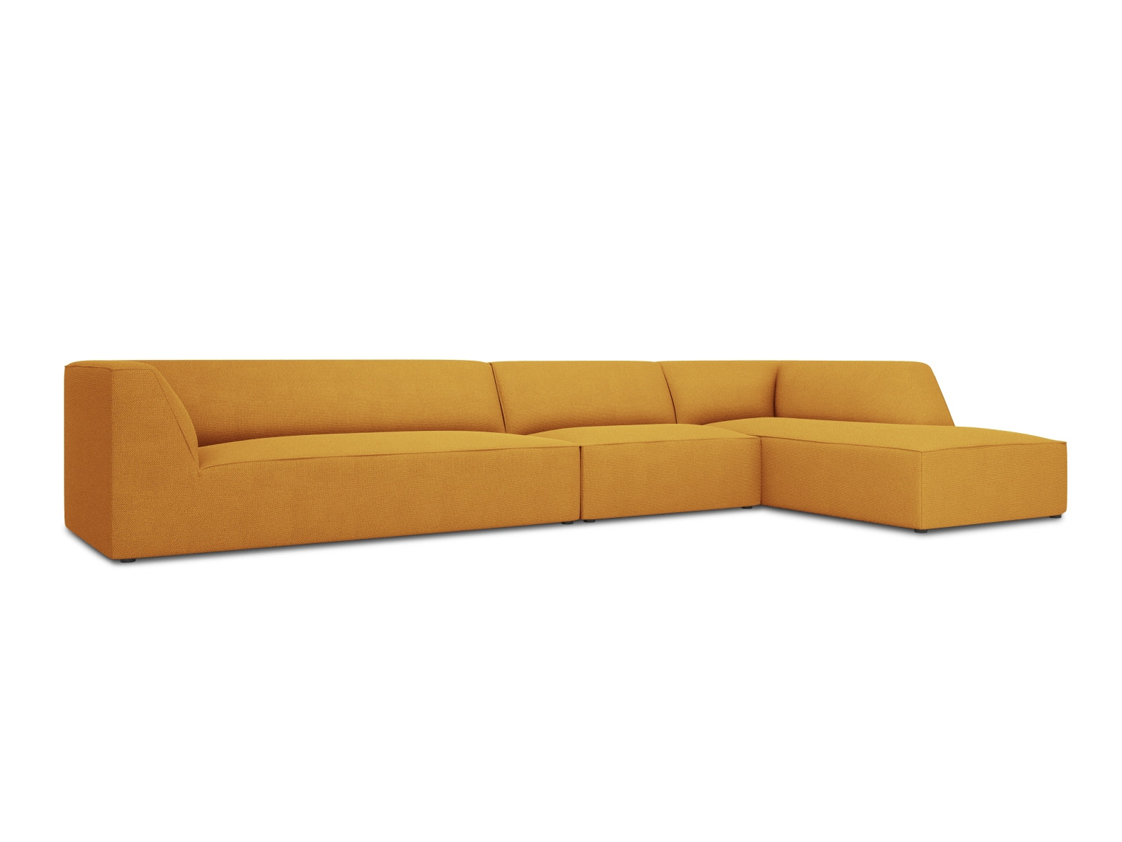 Elegantes Ruby Ecksofa in stilvollem Design, 5-Sitzer, modulare Form, ideal für moderne Wohnräume, erhältlich bei KAQTU Design AG.