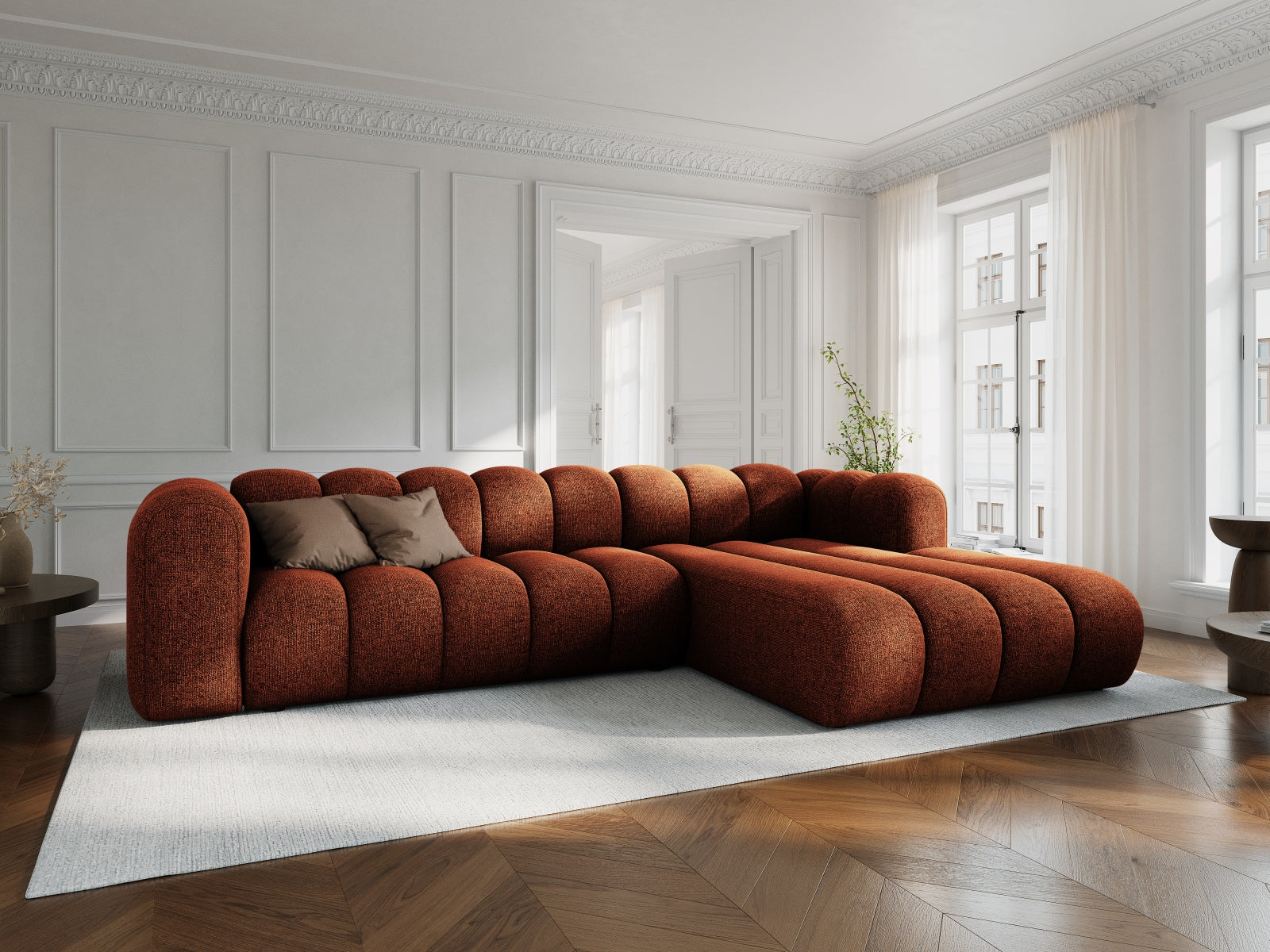 Entdecken Sie das elegante Lupine Ecksofa von Micadoni – ein flexibles 4-Sitzer-Modell, das Komfort und Stil in Ihr Wohnzimmer bringt.