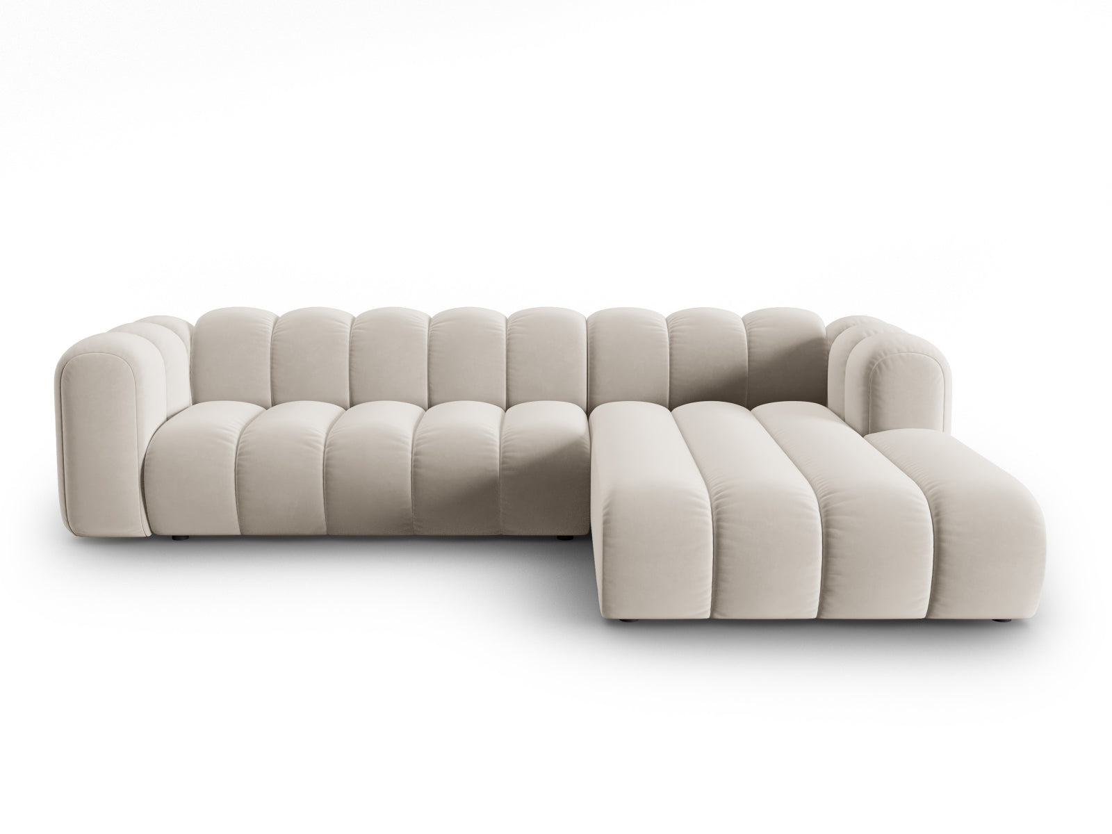 Lupine Velour modulares Ecksofa rechts 4 Sitzer in Beige-Salvador präsentiert im Onlineshop von KAQTU Design AG. L-Sofa rechts ist von Micadoni