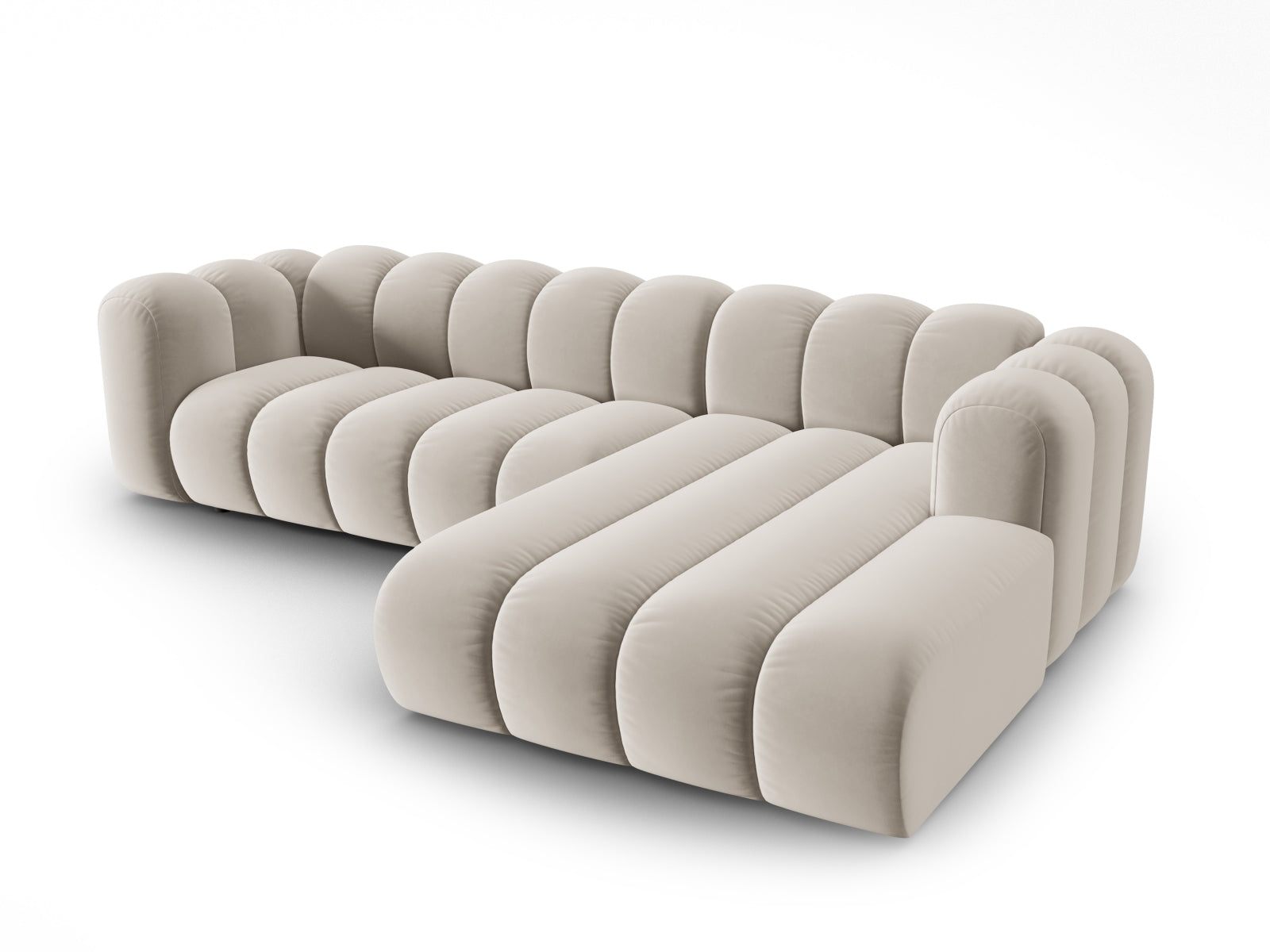 Elegantes modulares Ecksofa in Beige aus Velours von Micadoni, 4-Sitzer, perfekt für moderne Wohnräume und gemütliche Abende.