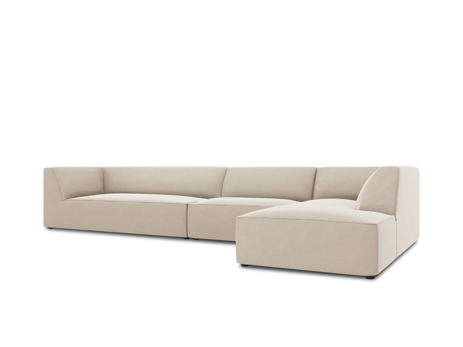 Stylisches, flexibles Ecksofa in luxuriösem Ruby Velour, 5-Sitzer, rechtsseitig, perfekt für zeitgemäße Wohnkonzepte und gemütliche Abende.
