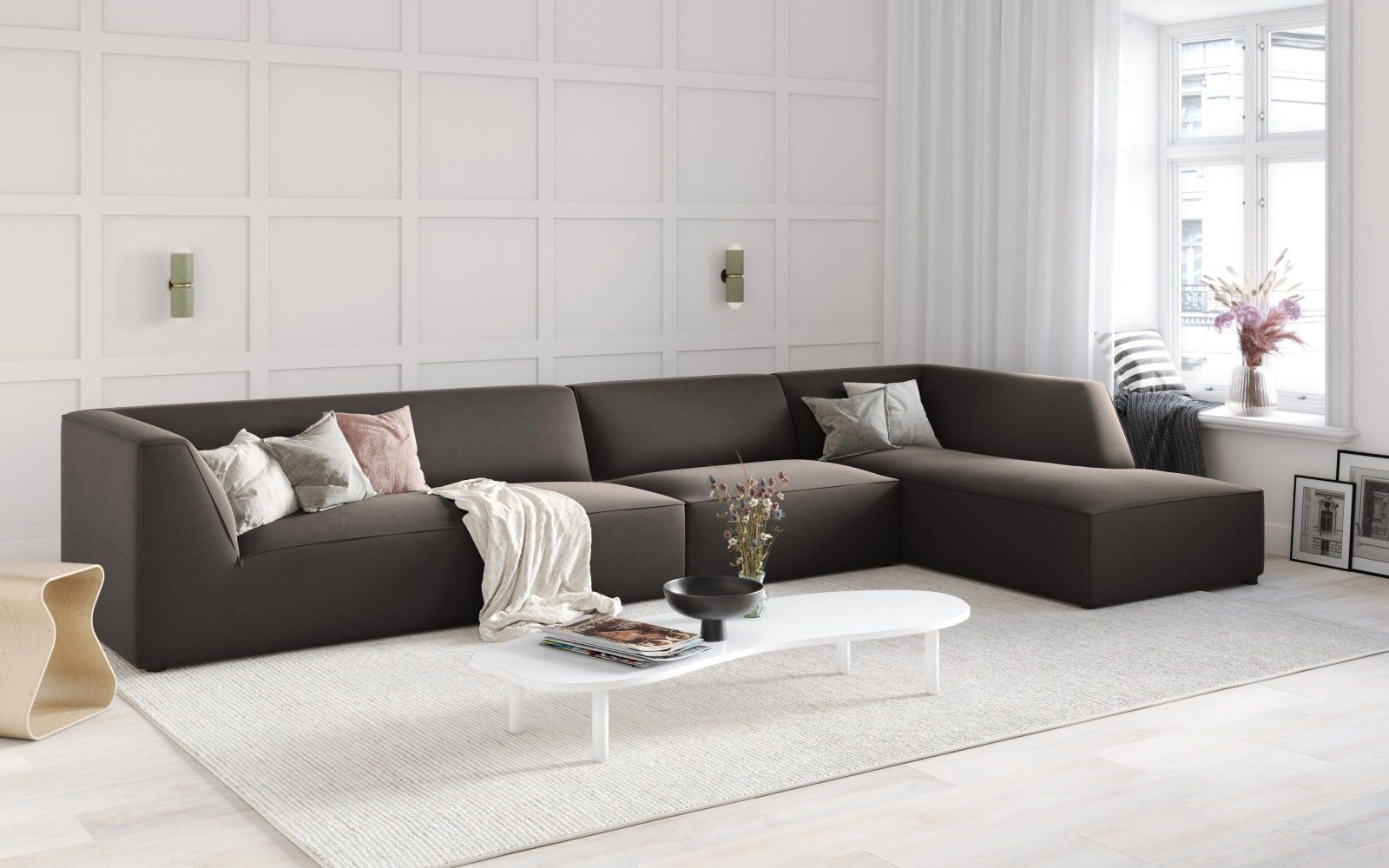 Elegantes Ruby Velour Ecksofa in Dunkelgrau, 5-Sitzer, ideal für stilvolle Wohnräume, präsentiert in modernem Ambiente.