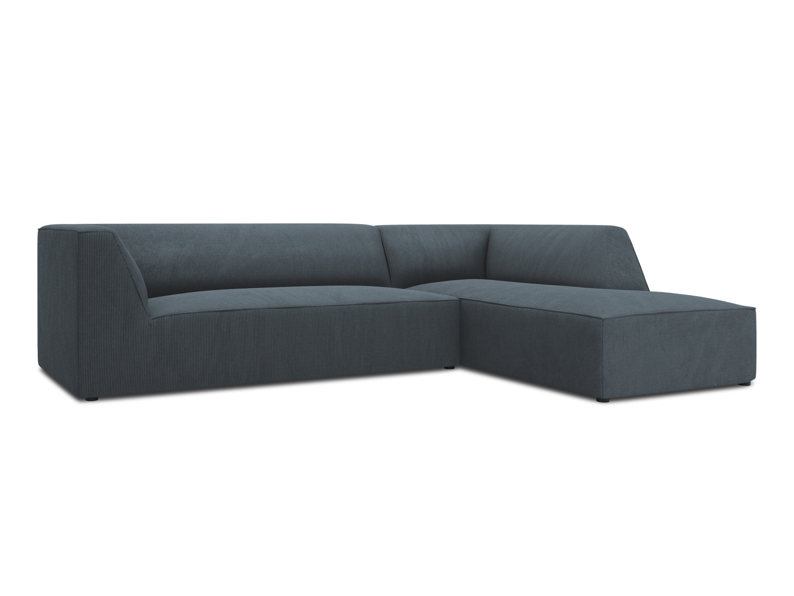 Entdecken Sie das Ruby Ecksofa rechts 4 Sitzer von Micadoni – ein stilvolles, modulares Möbelstück, das Komfort und Flexibilität für Ihr Wohnzimmer bietet.