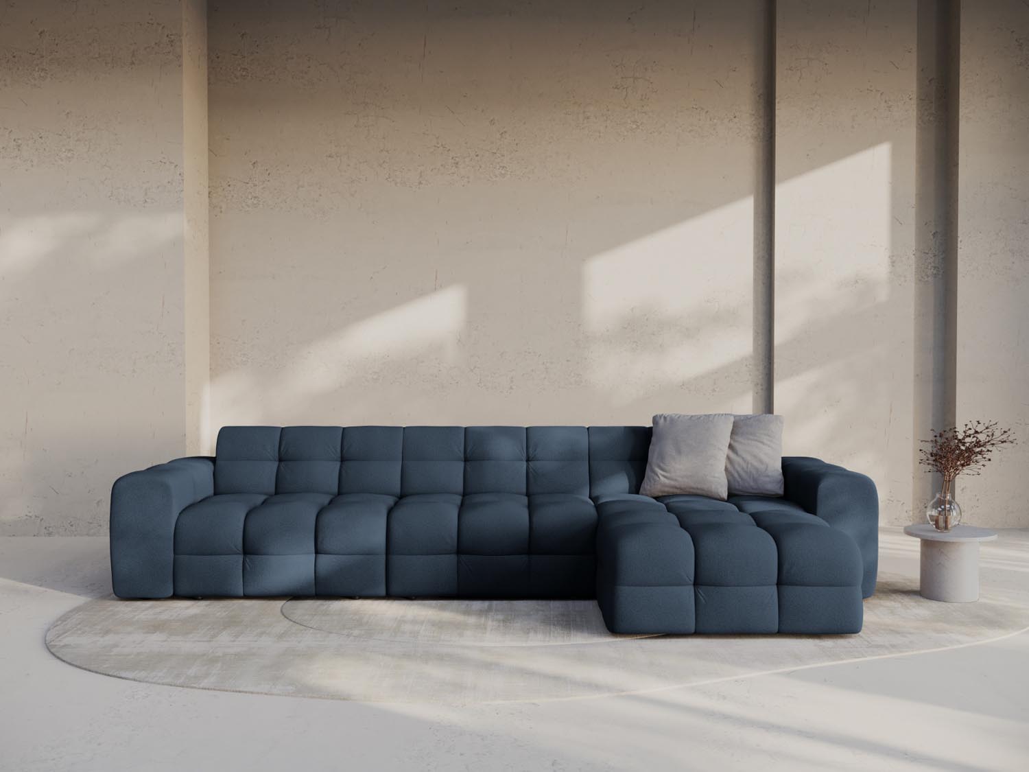 Elegantes Kendal Ecksofa in Navy Blue, 5-Sitzer, ideal für stilvolle Wohnräume. Hochwertige Verarbeitung von Micadoni.