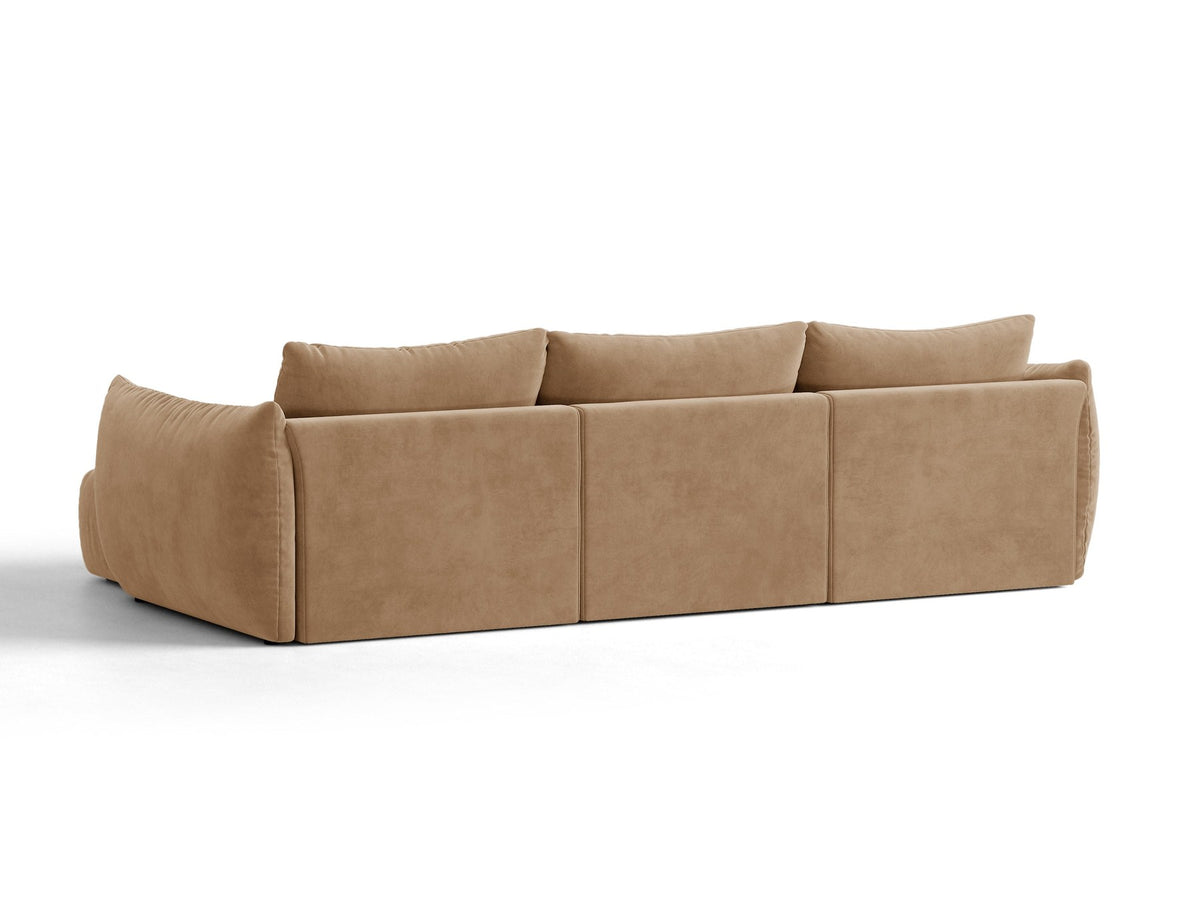 Beiges L-Sofa rechts Bloom von Micadoni mit Veloursstoff-Bezug Casino Pearl, schwarzen Kunststoffbeinen und sichtbarem Staufach unter der Sitzfläche.