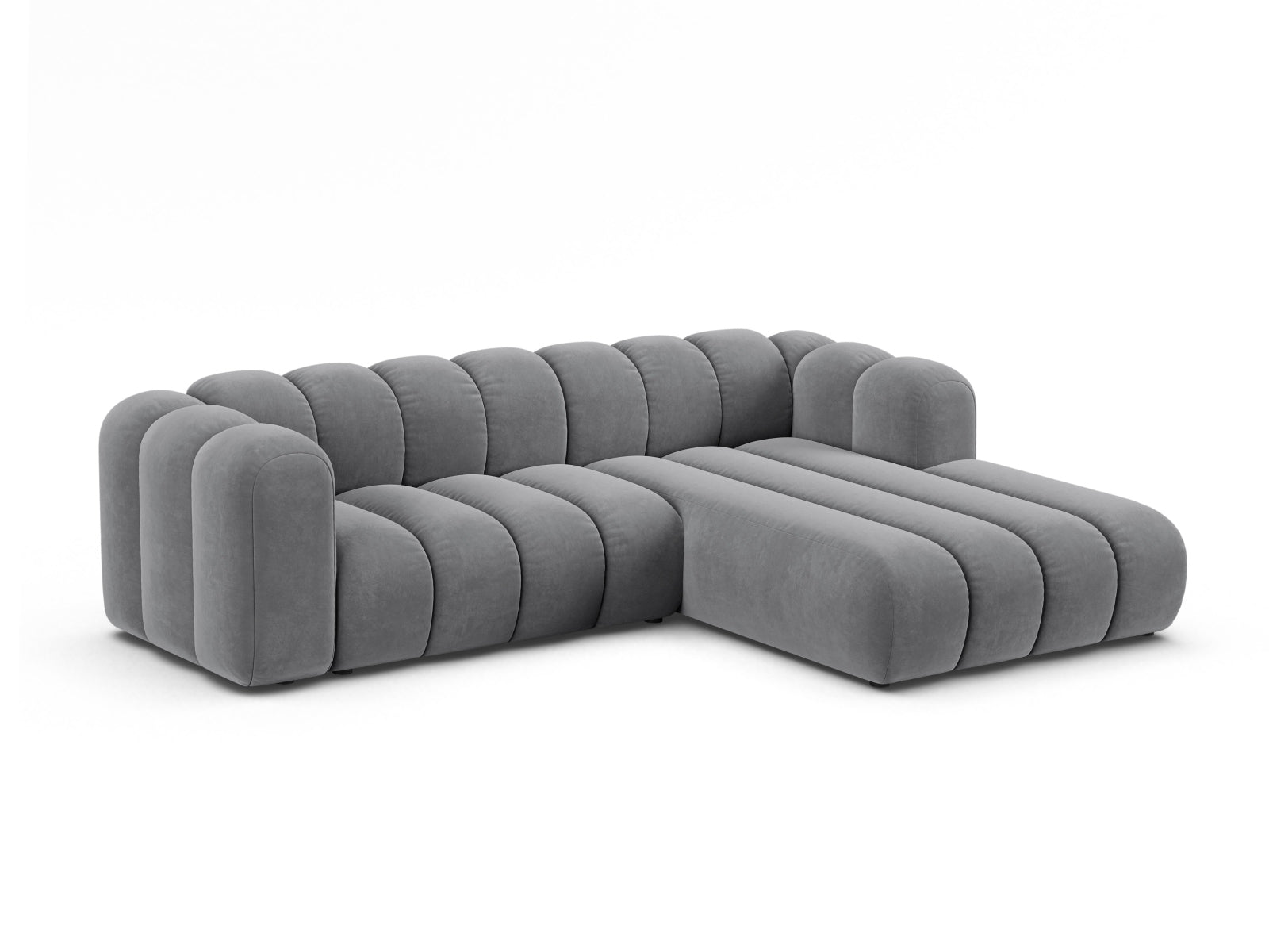 Elegantes Lupine Velour Ecksofa in Grau, modular und komfortabel, ideal für stilvolle Wohnräume. 4-Sitzer mit rechter Ecke von Micadoni.
