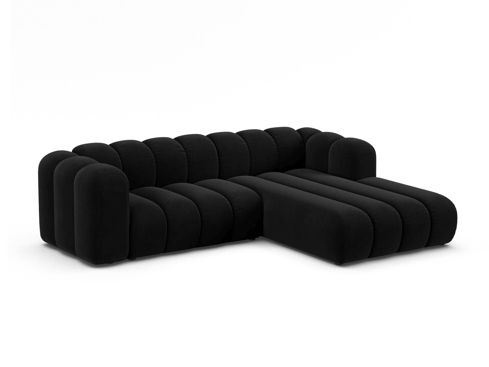 Elegantes Lupine Velour Ecksofa in Schwarz, modular und komfortabel, ideal für stilvolle Wohnräume. 4-Sitzer von Micadoni.