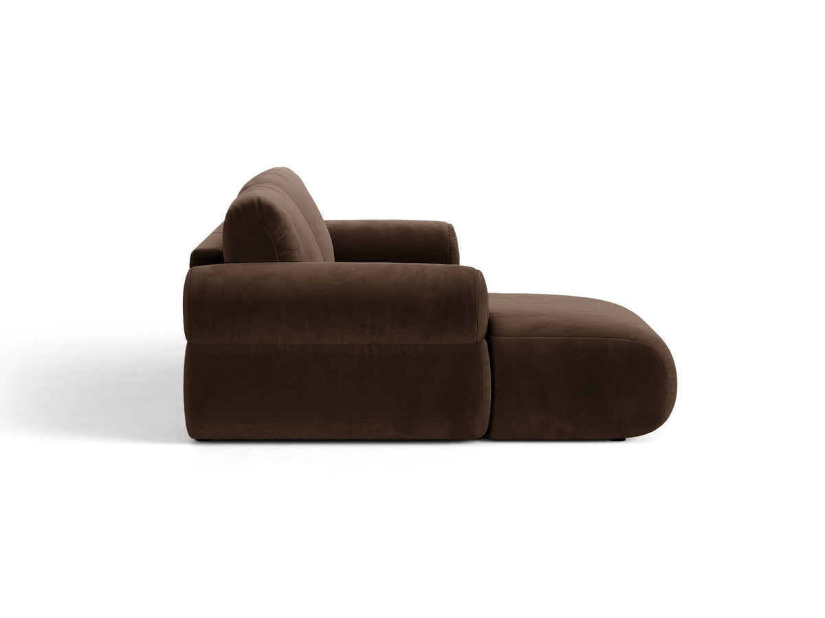 Beiges L-Sofa Ophelia von Micadoni mit Liberty-Stoffbezug, schwarzen Kunststoffbeinen und niedriger Rückenlehne, Ausrichtung rechts.