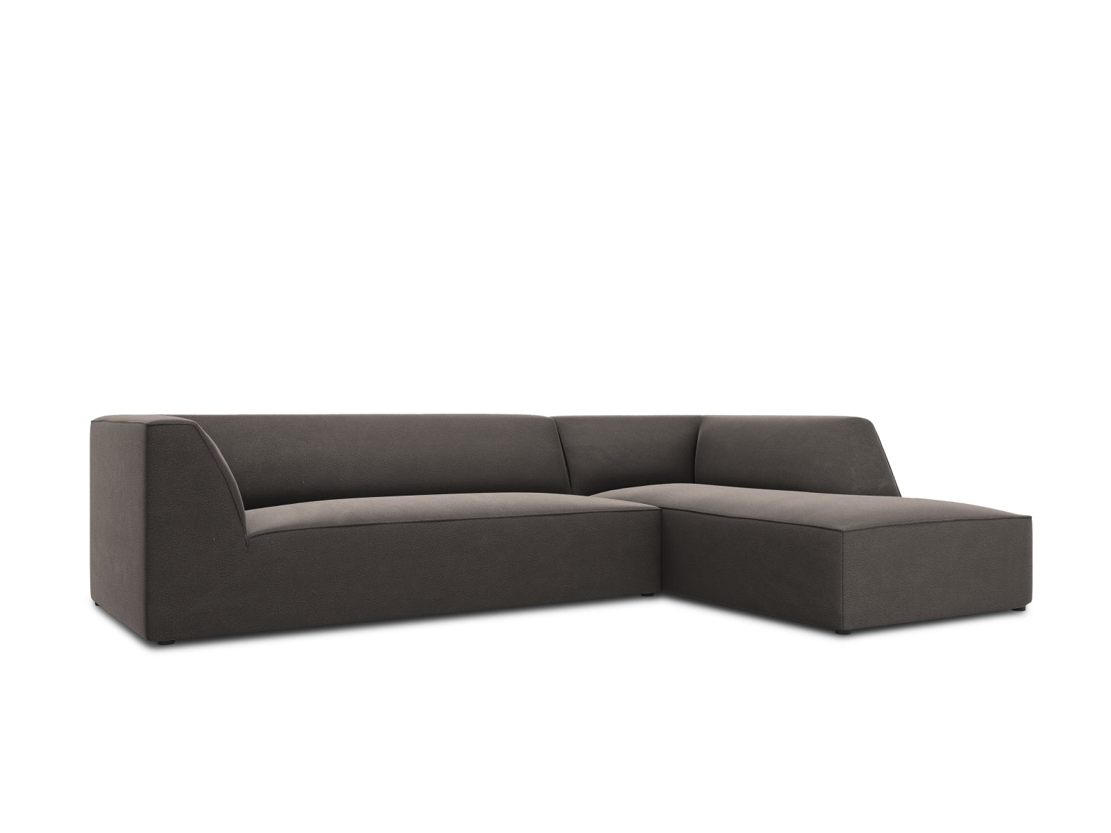 Erleben Sie das Ruby Velour Ecksofa rechts von Micadoni – ein elegantes 4-Sitzer Sofa, das Komfort, Stil und individuelle Gestaltungsmöglichkeiten vereint.