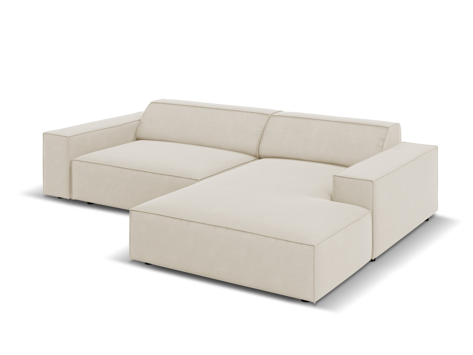 Erleben Sie das Jodie Velour Ecksofa rechts 3 Sitzer von Micadoni – ein elegantes, anpassbares Sofa, das Komfort und Stil in Ihr Wohnzimmer bringt.