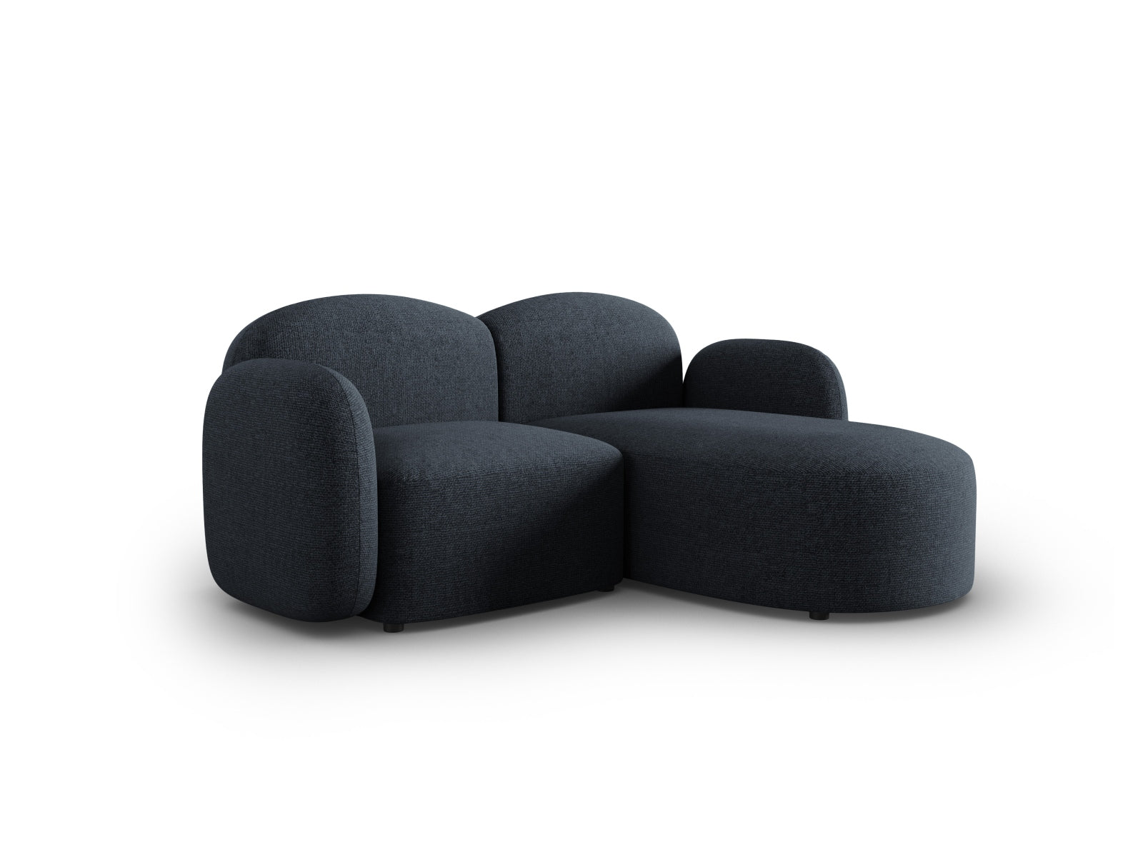 Entdecken Sie das stilvolle Blair Ecksofa rechts 3 Sitzer von Micadoni. Hochwertiger Velours und modernes Design für Ihr elegantes Zuhause.