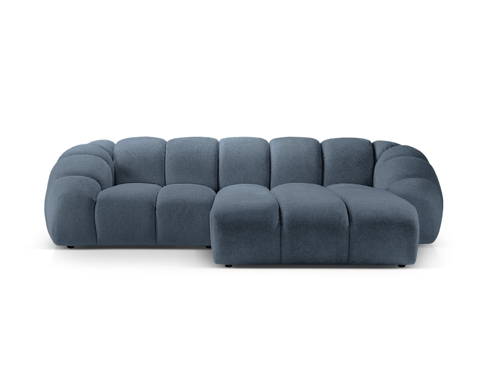 Diana Ecksofa rechts 3 Sitzer in Blue Jeans-Bubble präsentiert im Onlineshop von KAQTU Design AG. L-Sofa rechts ist von Micadoni