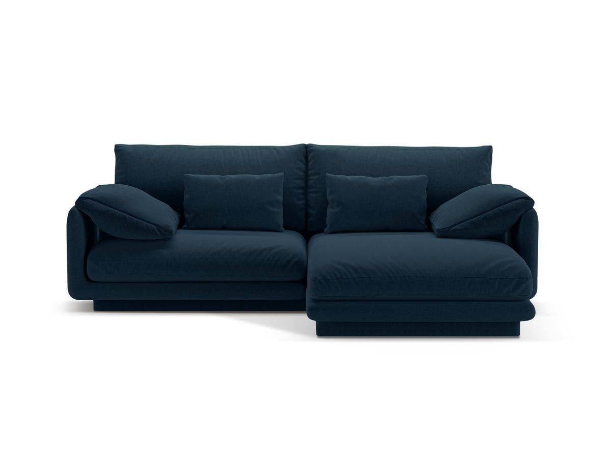 Torino Ecksofa rechts 3 Sitzer in Navy Blue-Wind präsentiert im Onlineshop von KAQTU Design AG. L-Sofa rechts ist von Micadoni
