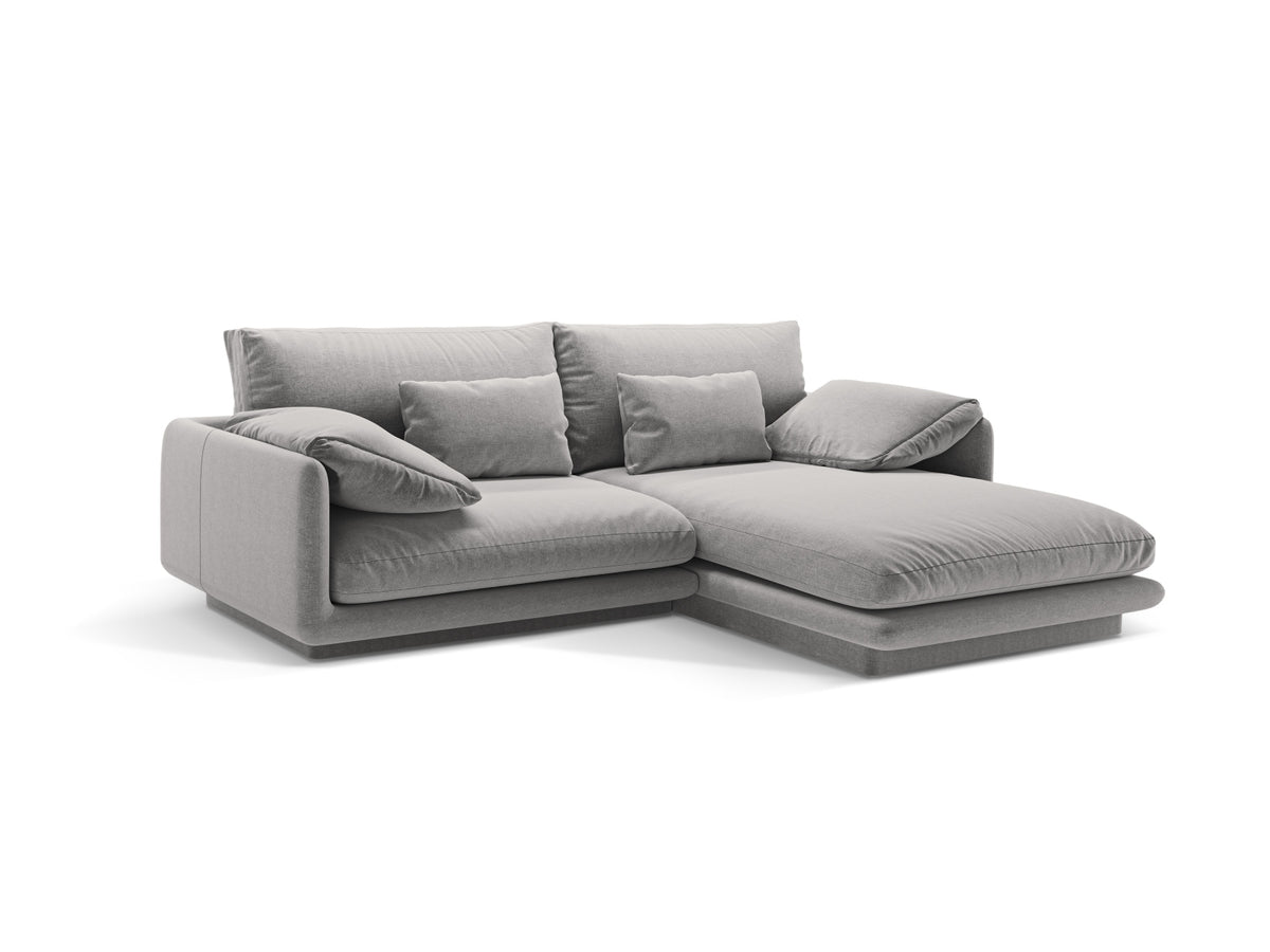 Torino Ecksofa rechts 3 Sitzer in Light Grey-Wind präsentiert im Onlineshop von KAQTU Design AG. L-Sofa rechts ist von Micadoni