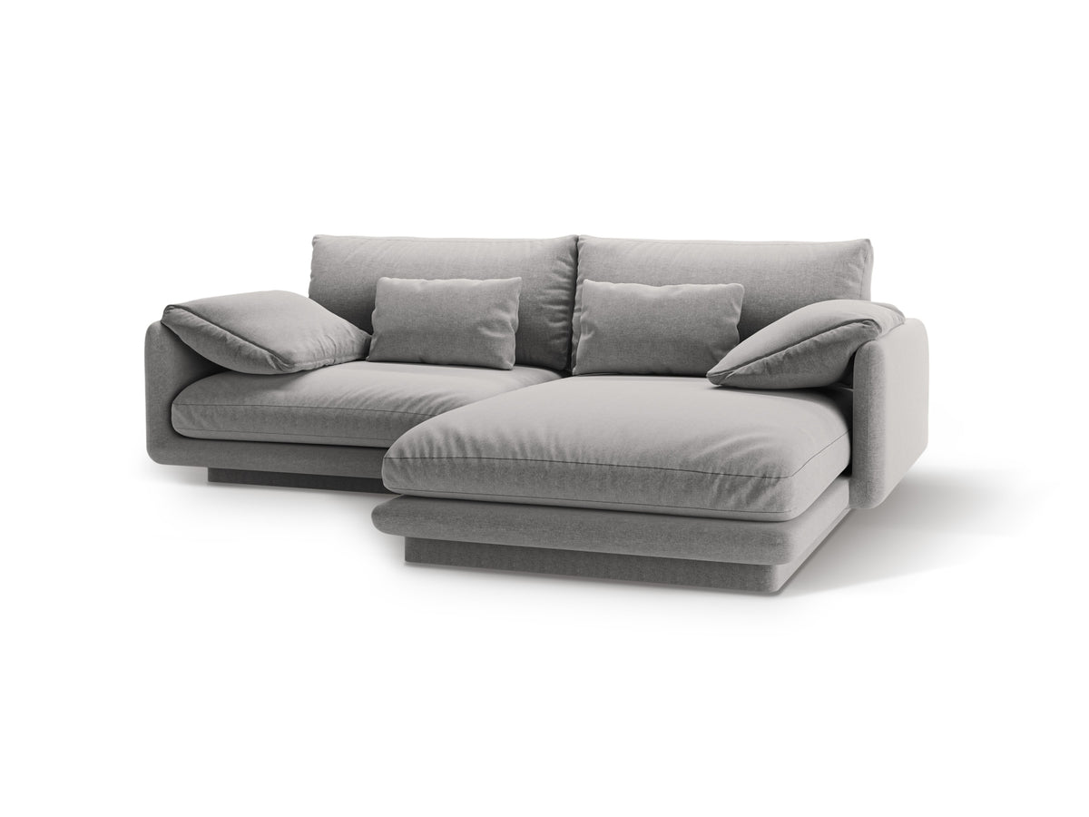 Torino Ecksofa rechts 3 Sitzer in Light Grey-Wind präsentiert im Onlineshop von KAQTU Design AG. L-Sofa rechts ist von Micadoni