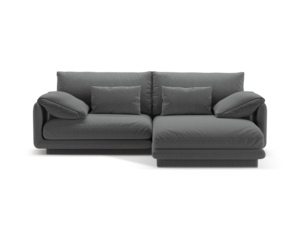 Torino Ecksofa rechts 3 Sitzer in Dark Grey-Wind präsentiert im Onlineshop von KAQTU Design AG. L-Sofa rechts ist von Micadoni
