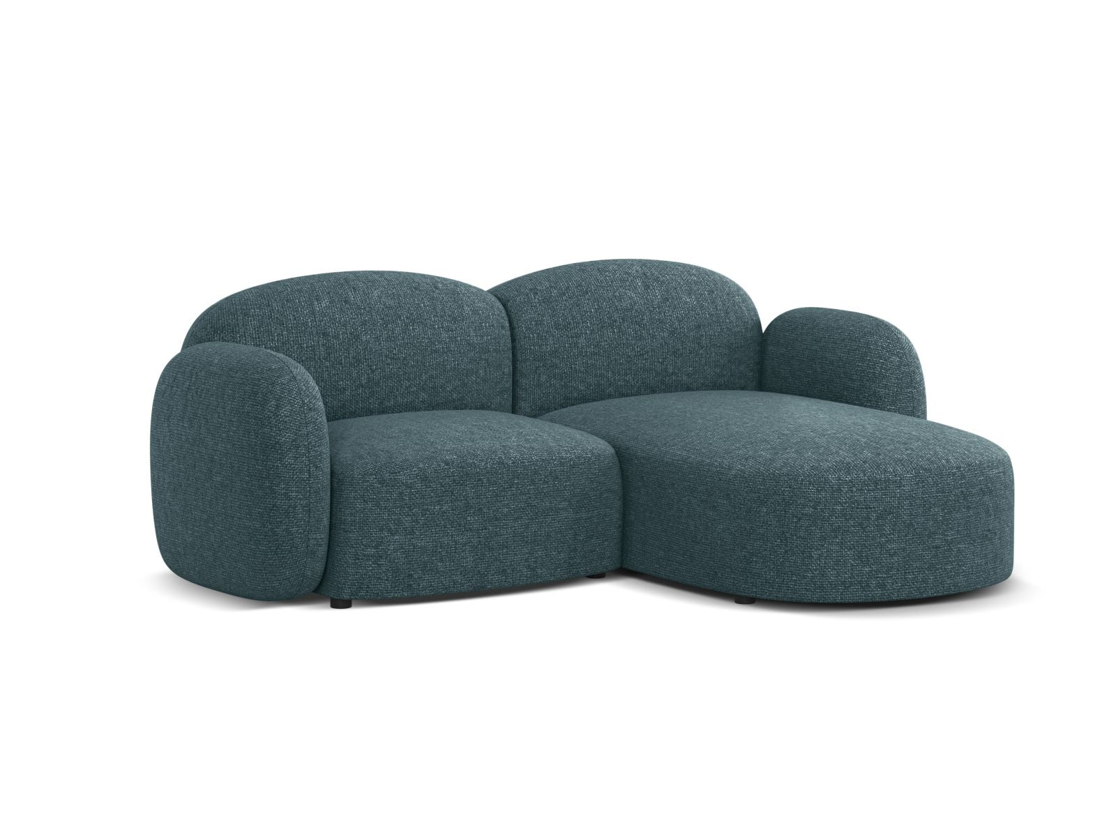 Elegantes 3-Sitzer Ecksofa rechts Blair in sanftem Blau, ideal für stilvolle Wohnräume. Hochwertige Verarbeitung von Micadoni.