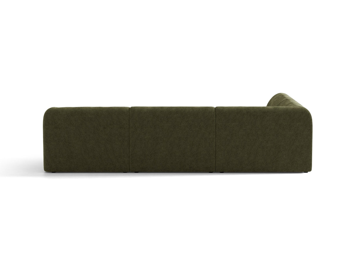 Dunkelbeiges L-förmiges Ecksofa Miley von Micadoni mit Bluvel-Stoff, schwarzen Kunststoffbeinen und linker Ausrichtung, freigestellt.