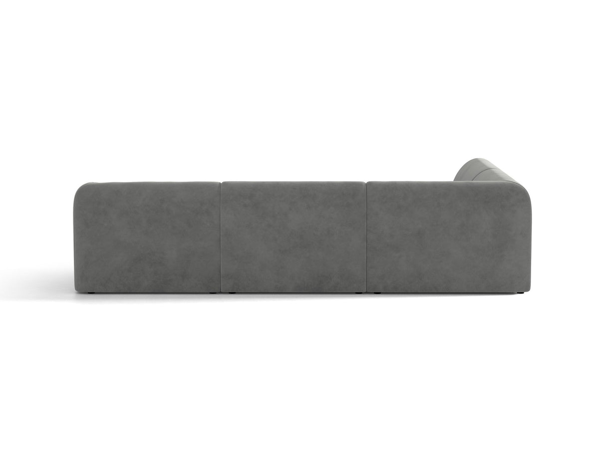 Dunkelbeiges L-förmiges Ecksofa Miley von Micadoni mit Bluvel-Stoff, schwarzen Kunststoffbeinen und linker Ausrichtung, freigestellt.