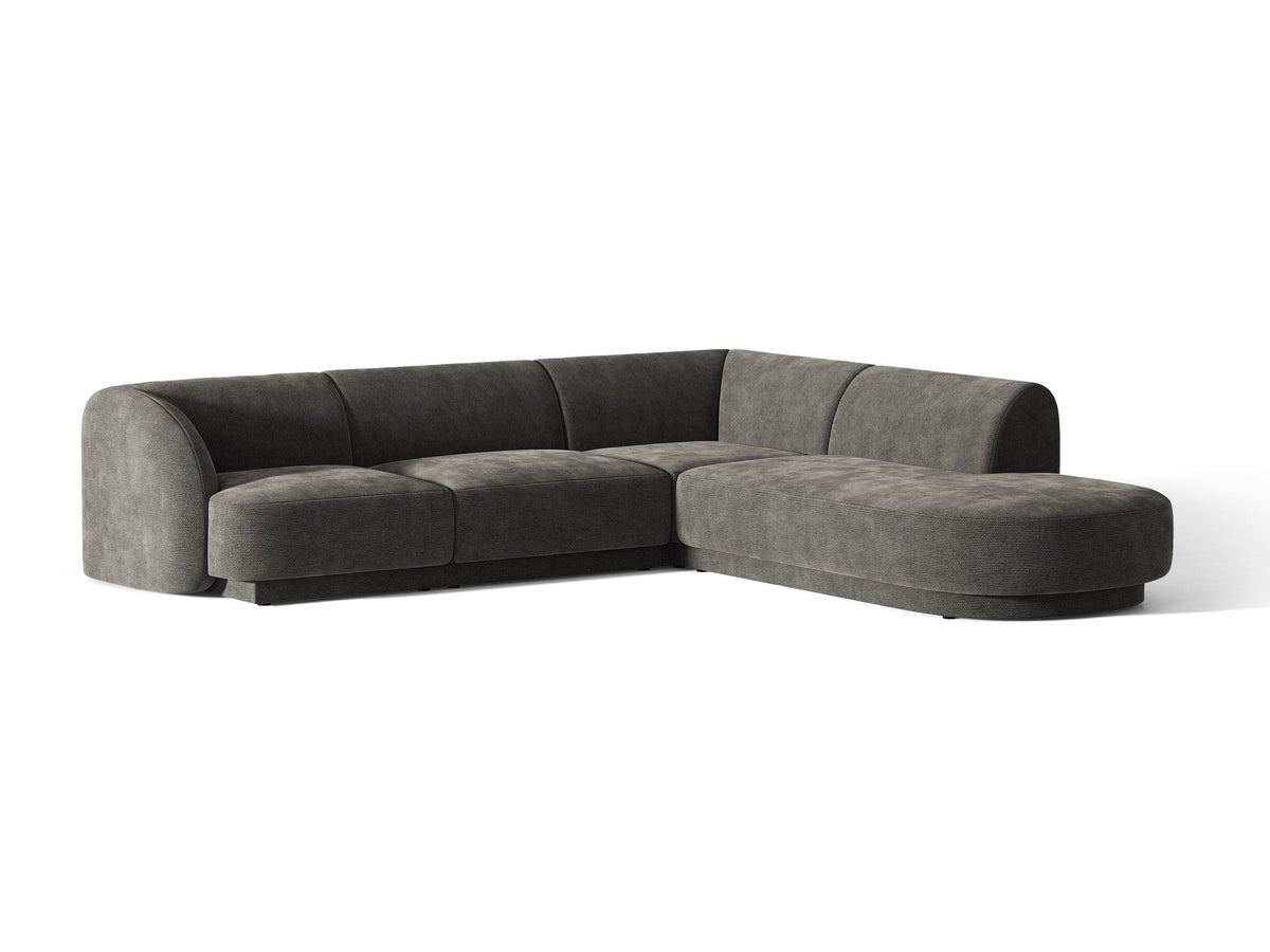 Produktfoto des Miley Ecksofas von Micadoni in Dunkelbeige, L-Form, Bezug aus Bluvel-Stoff, schwarze Kunststoffbeine, Sitzhöhe 40 cm.