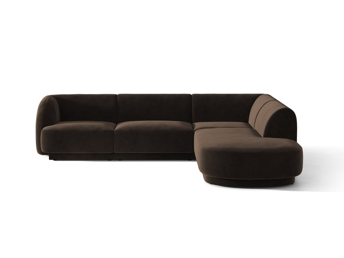 Produktfoto des Miley Ecksofas von Micadoni in Dunkelbeige, L-Form, Bezug aus Bluvel-Stoff, schwarze Kunststoffbeine, Sitzhöhe 40 cm.