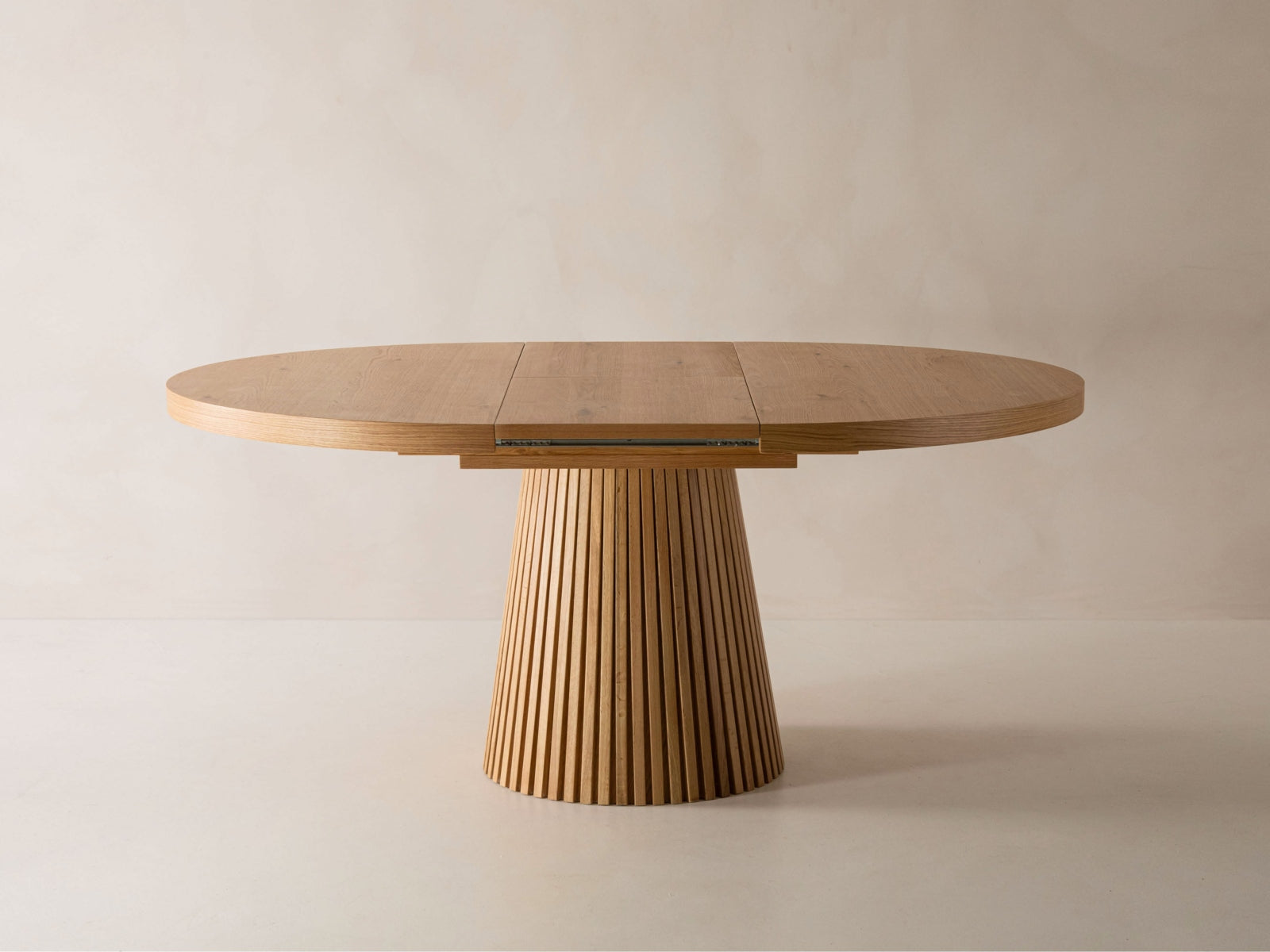 Esstisch Portmany 4 Plätze, 130x130 in präsentiert im Onlineshop von KAQTU Design AG. Esstisch ist von Micadoni