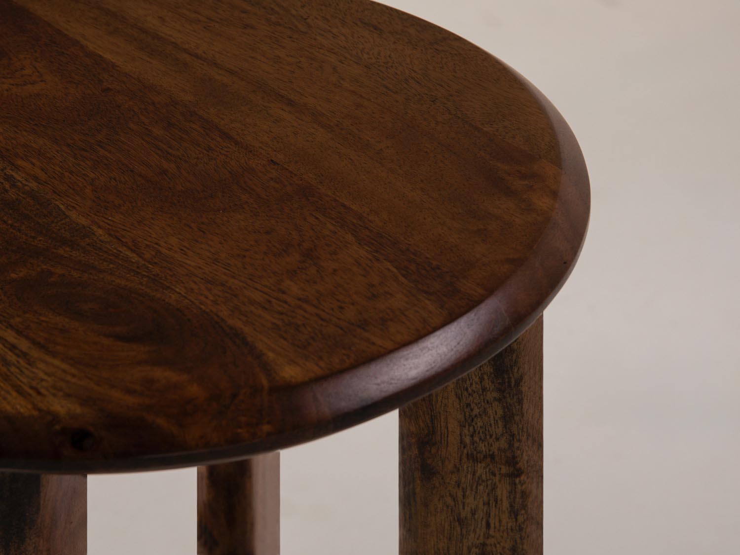 Beistelltisch Bia 35x35 in präsentiert im Onlineshop von KAQTU Design AG. Beistelltisch ist von Micadoni