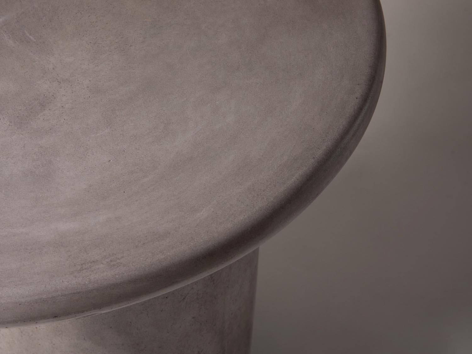 Beistelltisch Daria 55x47 in präsentiert im Onlineshop von KAQTU Design AG. Beistelltisch ist von Micadoni