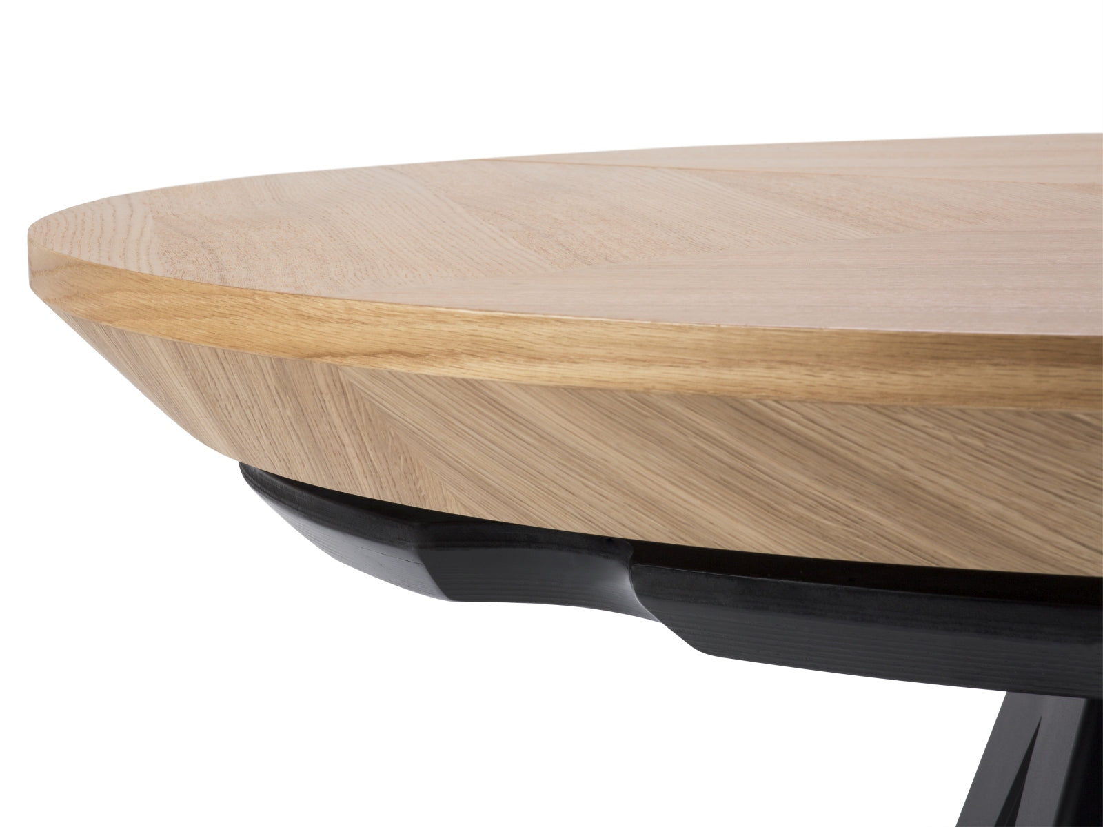 Erleben Sie den Toni ausziehbaren Tisch von Micadoni – stilvoller 8-Sitzer, perfekt für gesellige Runden und anpassbare Esszimmerlösungen.