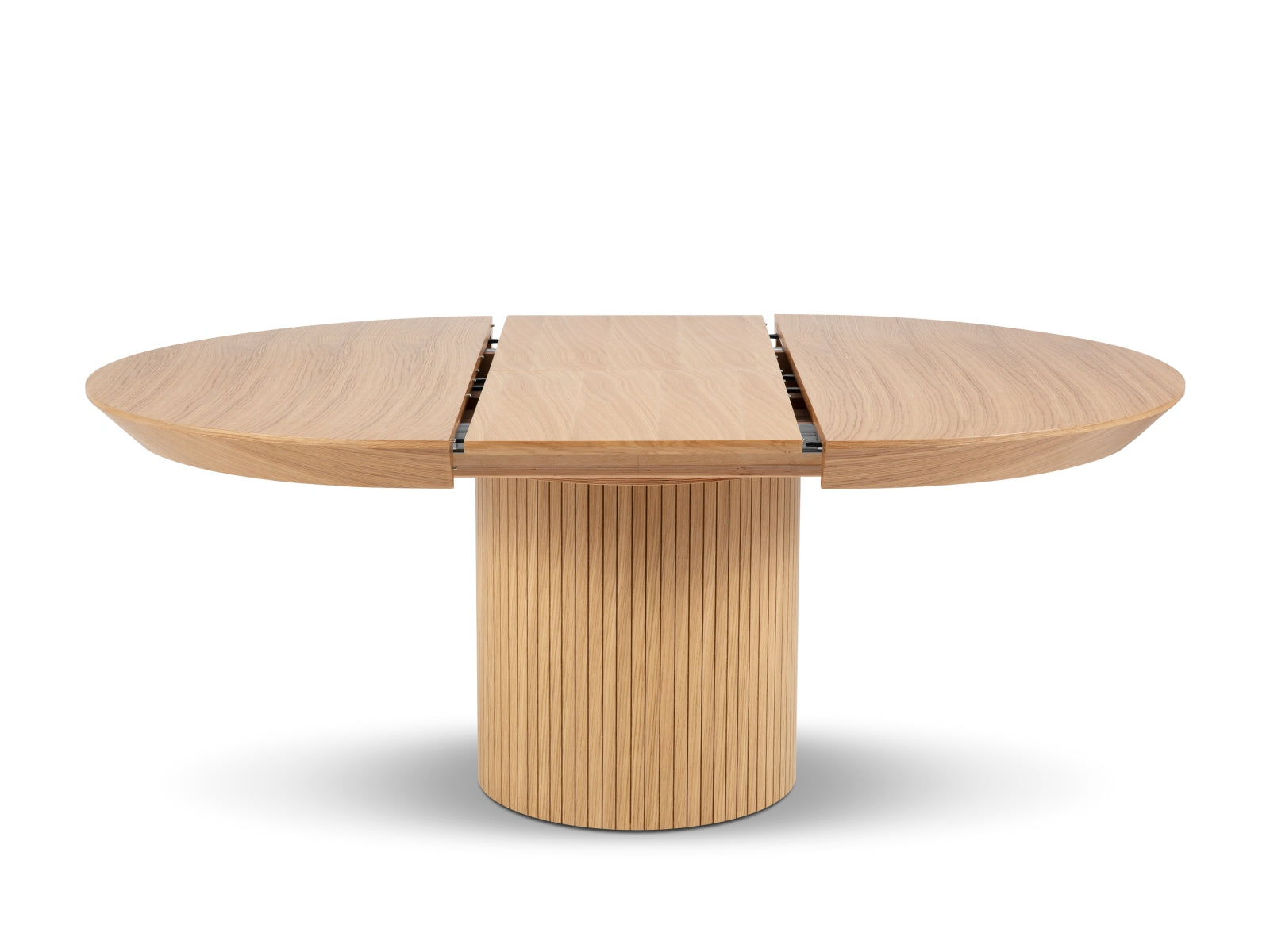 Eleganter, ausziehbarer Tisch "Nicole" in natürlicher Eiche, bietet Platz für bis zu 6 Personen und verleiht jedem Esszimmer einen modernen Touch.